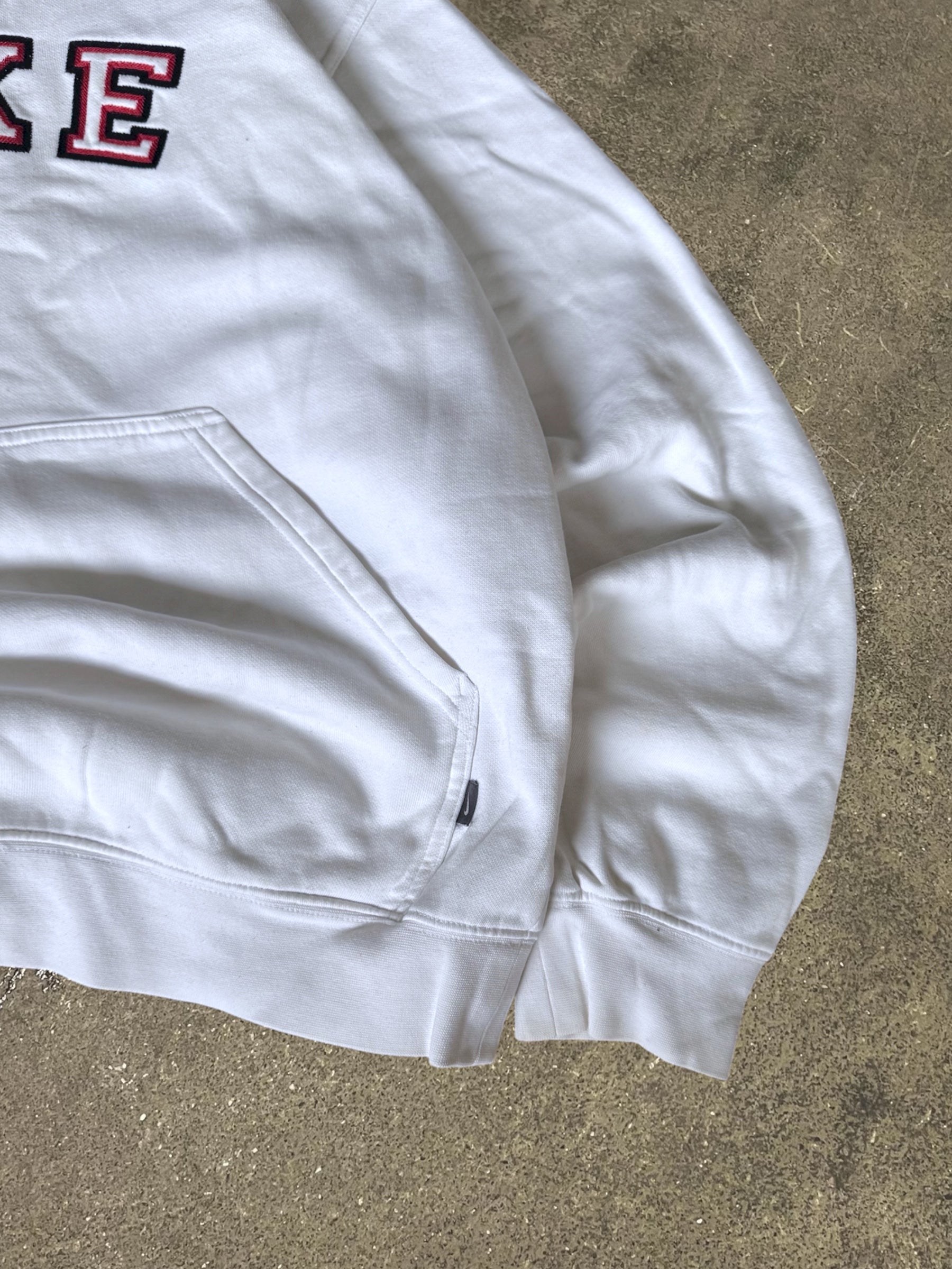 VINTAGE 00S NIKE SPELLOUT HOODIE