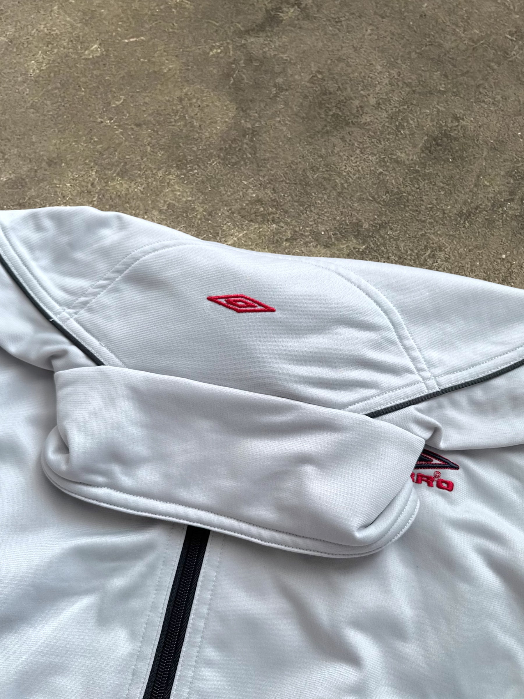 VINTAGE WHITE UMBRO TRACK JACKET