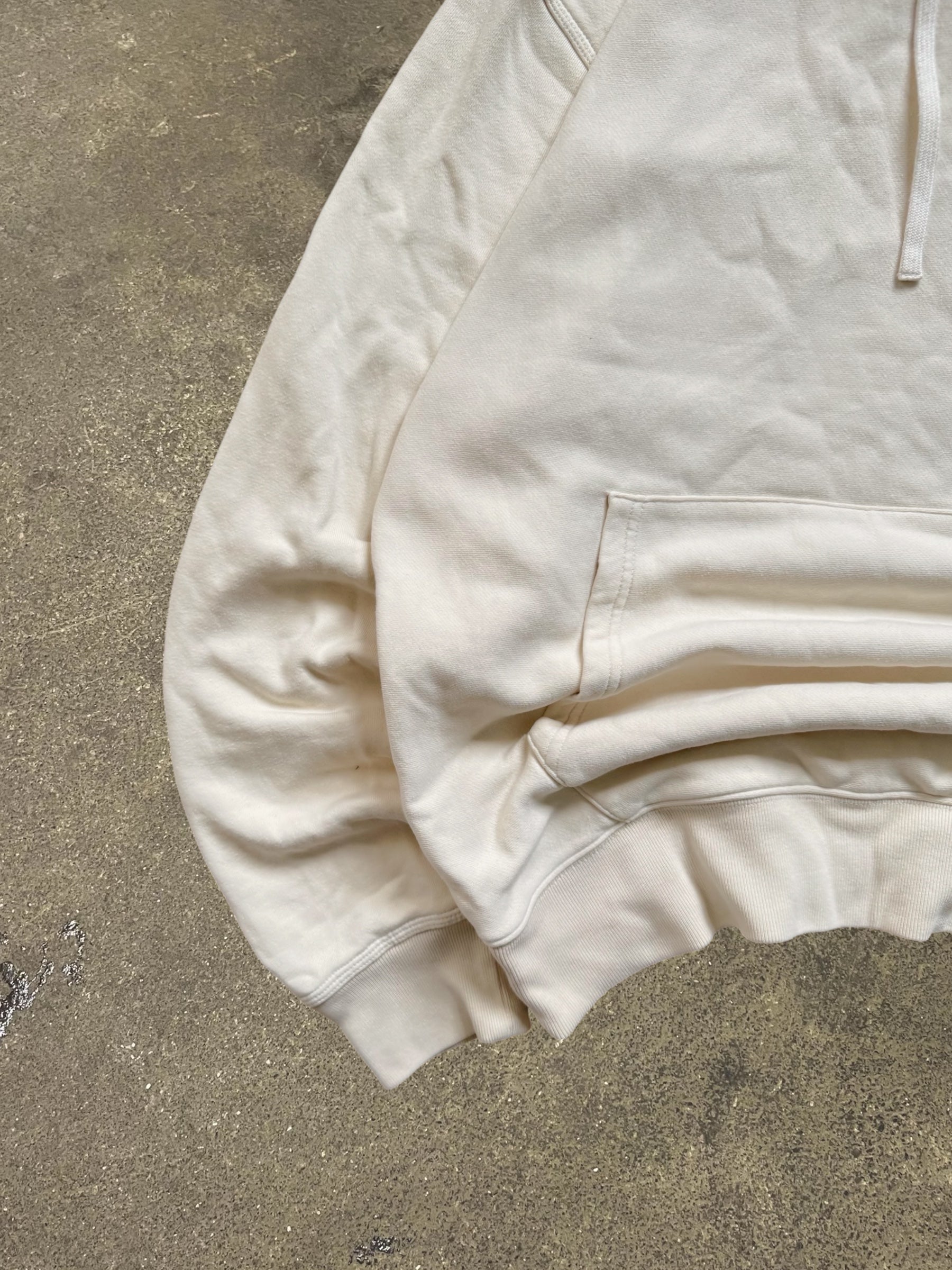 STÜSSY CREAM STOCK LOGO HOODIE