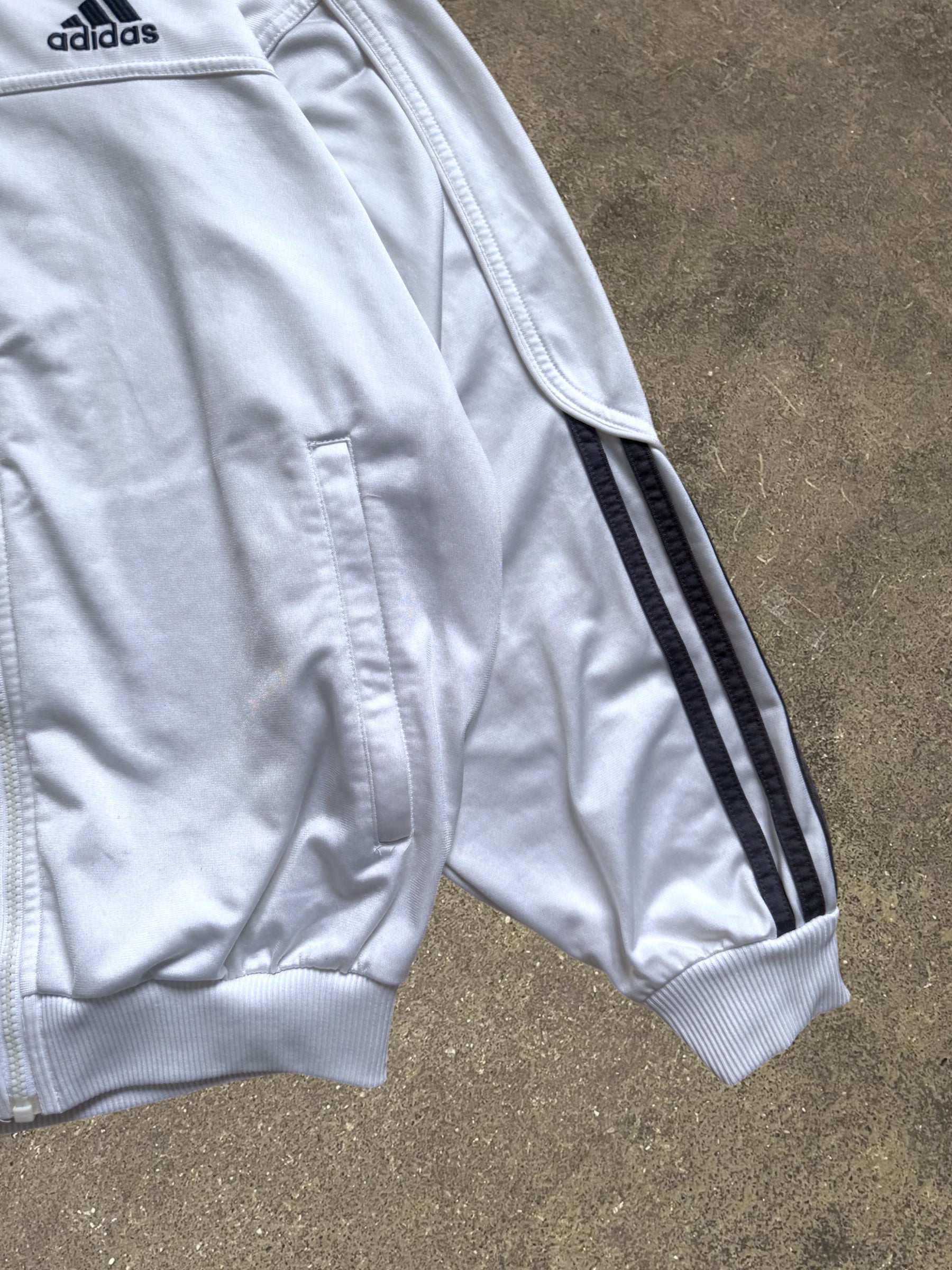 VINTAGE 90S WHITE ADIDAS TRACK JACKET