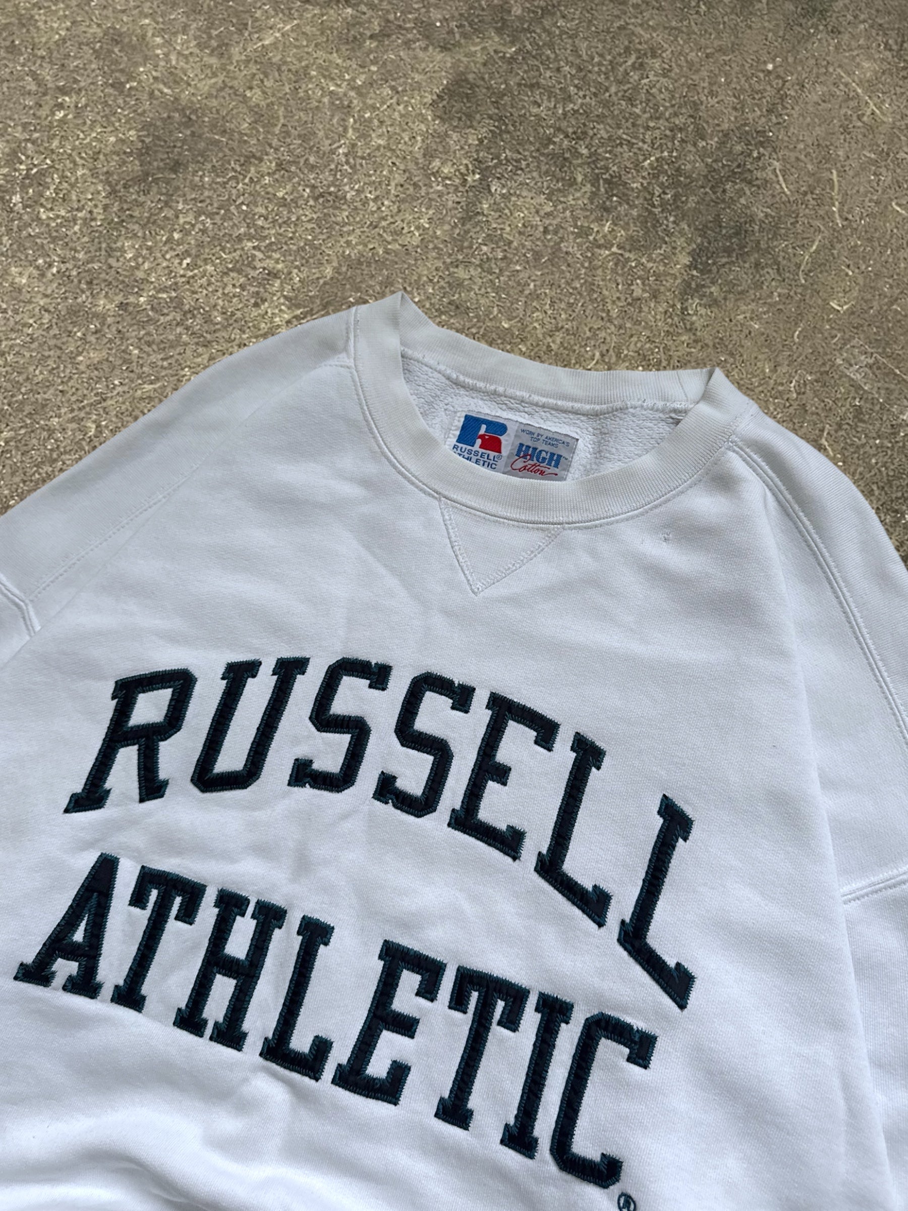 VINTAGE RUSSELL ATHLETIC SWEATSHIRT