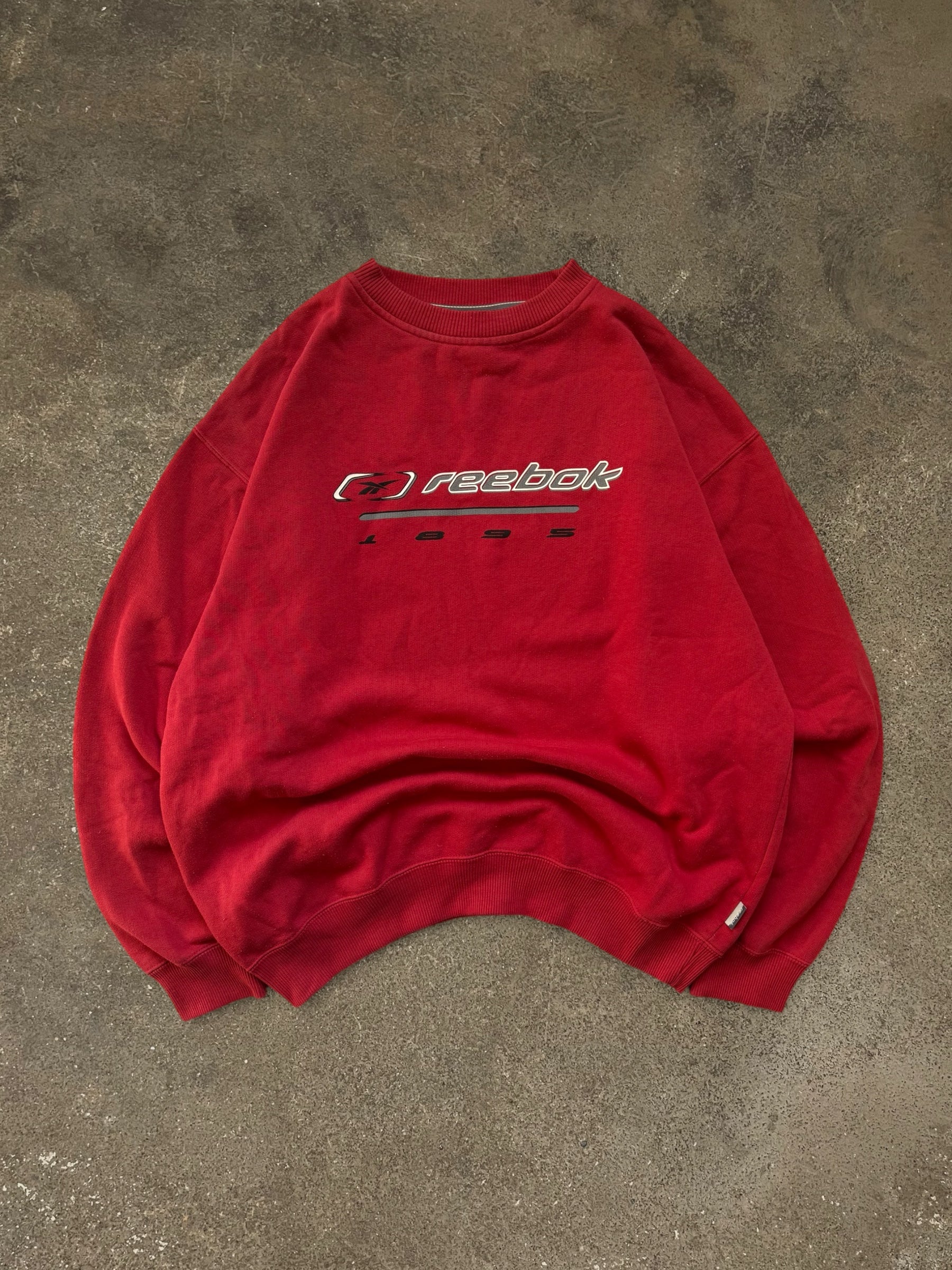 VINTAGE 90S REEBOK SWEATSHIRT