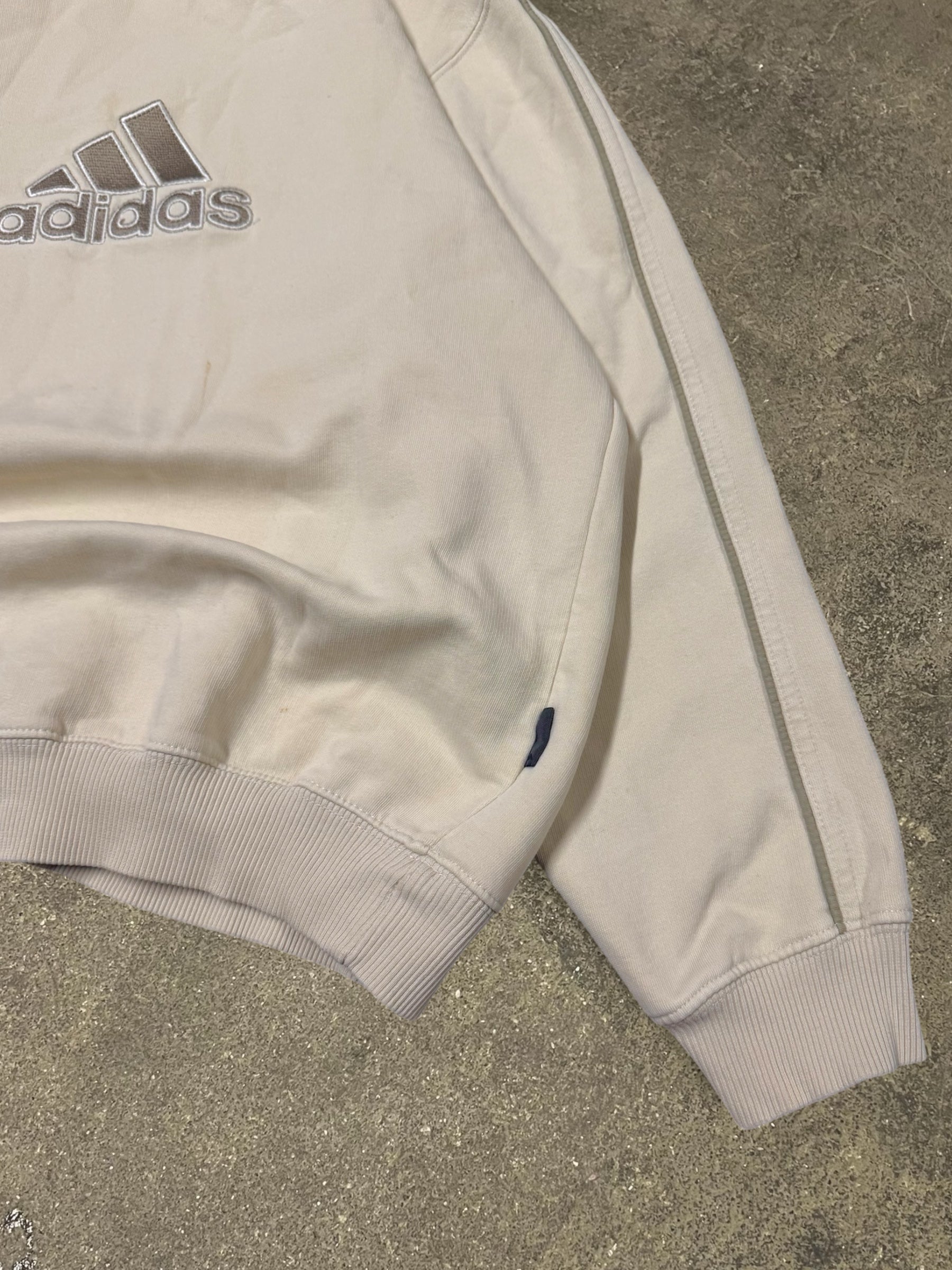 VINTAGE 90S ADIDAS SWEATSHIRT