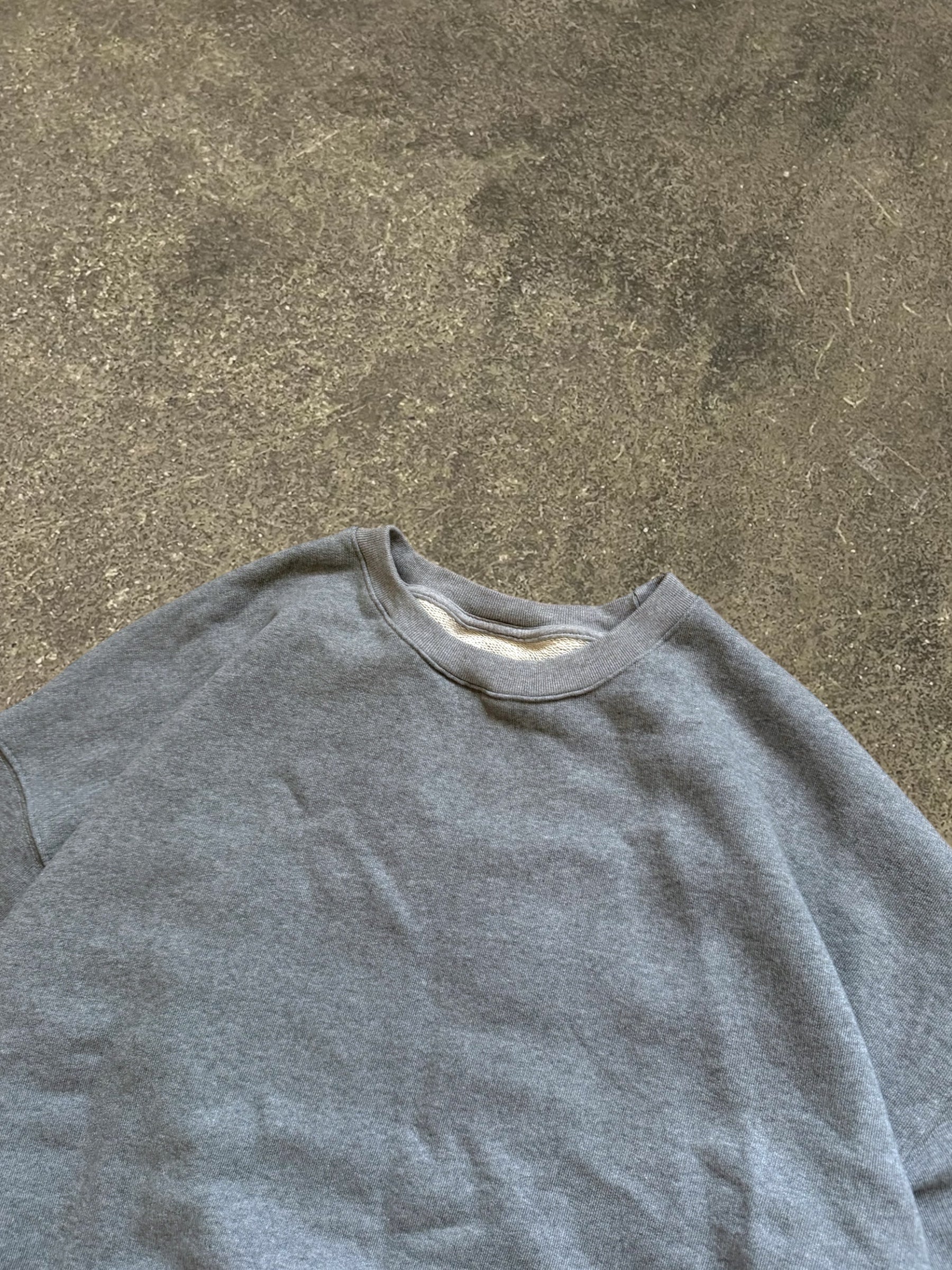VELOUR GARMENTS 600 GSM BLANK SWEATSHIRT