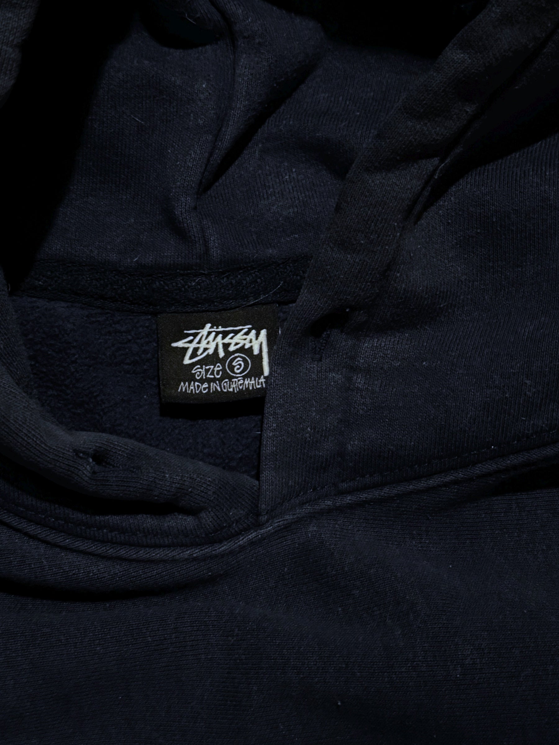 STÜSSY NAVY BASIC LOGO HOODIE