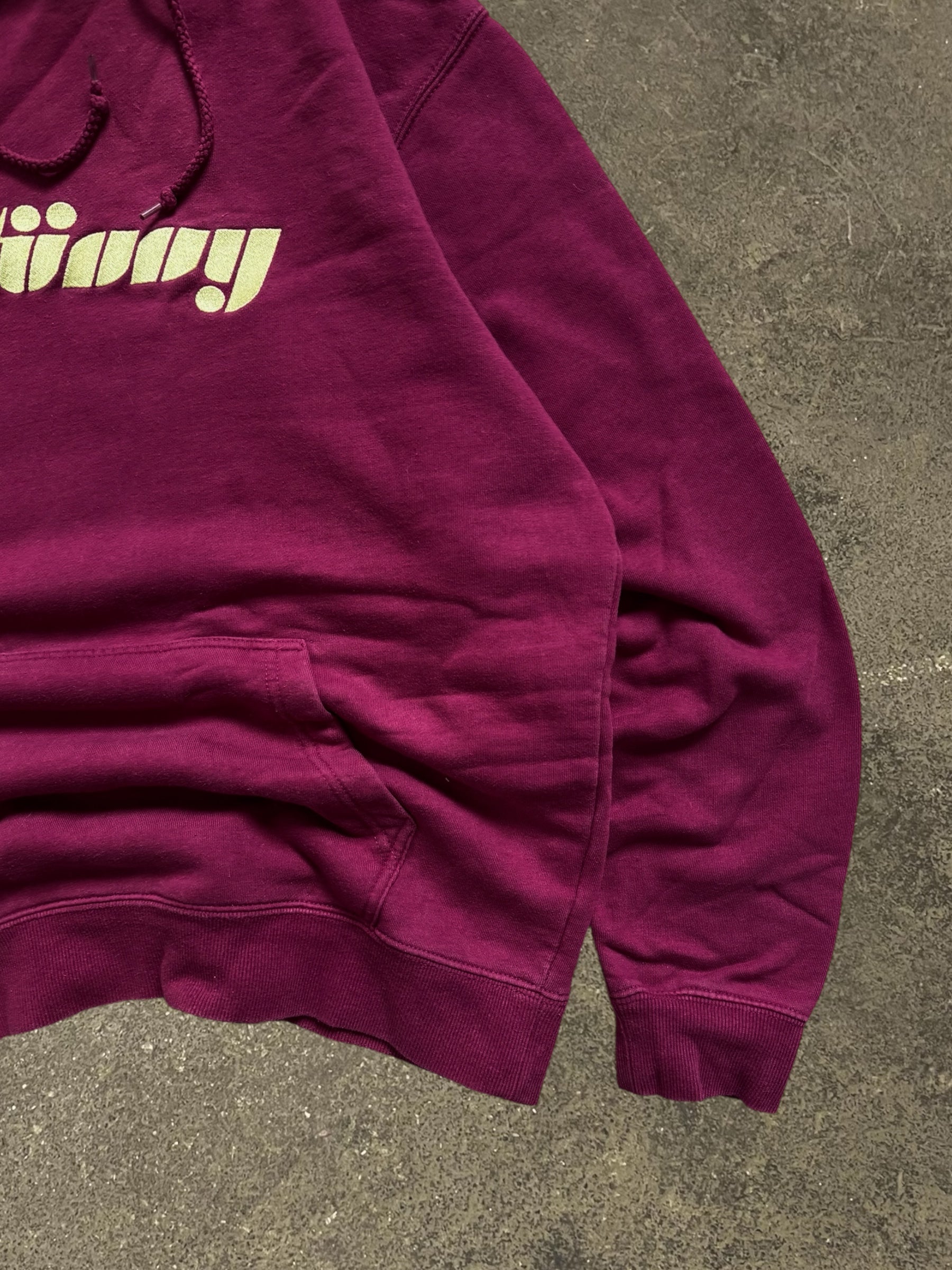 STÜSSY PRETTY LOGO HOODIE