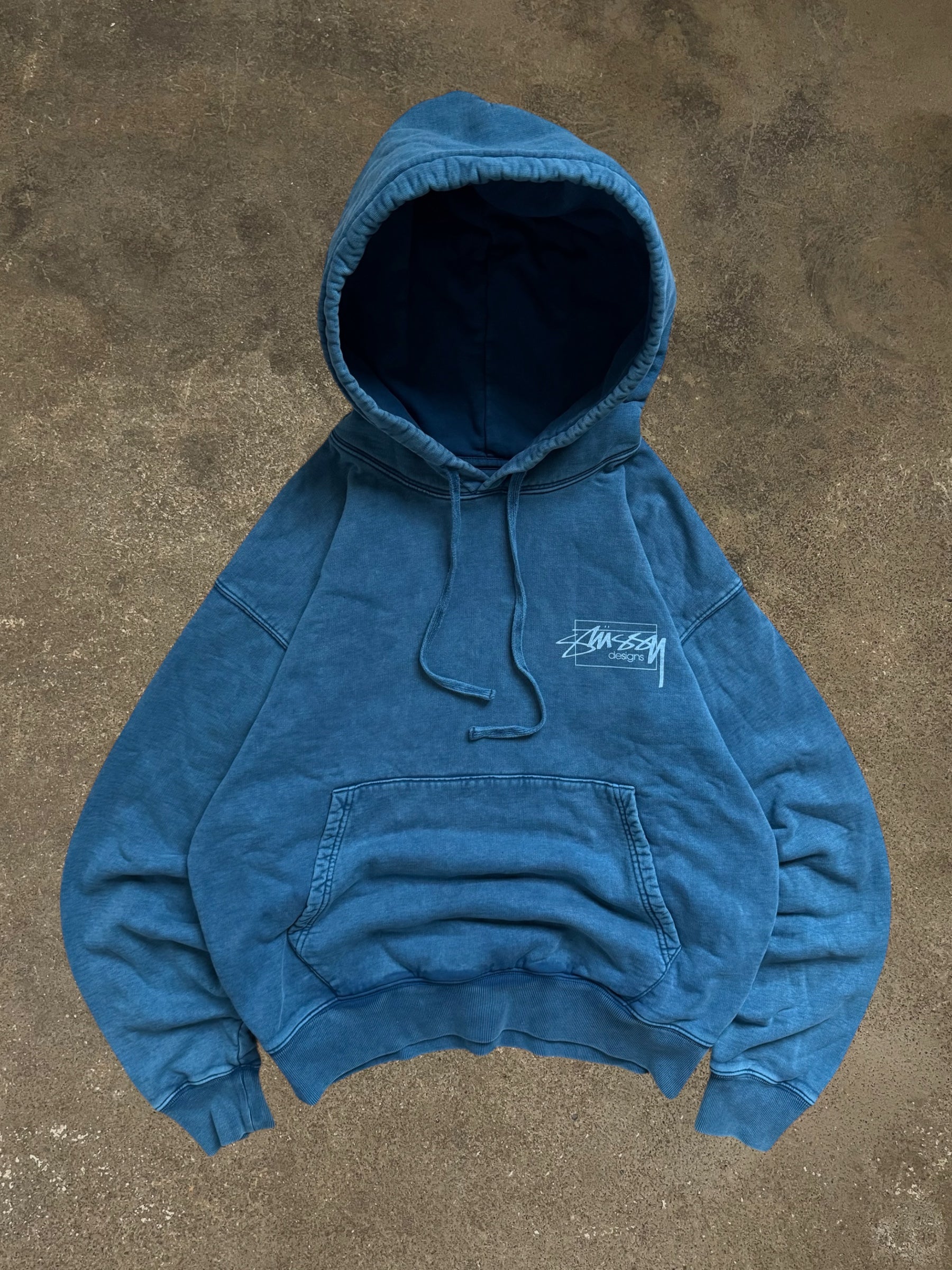 STÜSSY PIGMENT DYED DESIGNS HOODIE