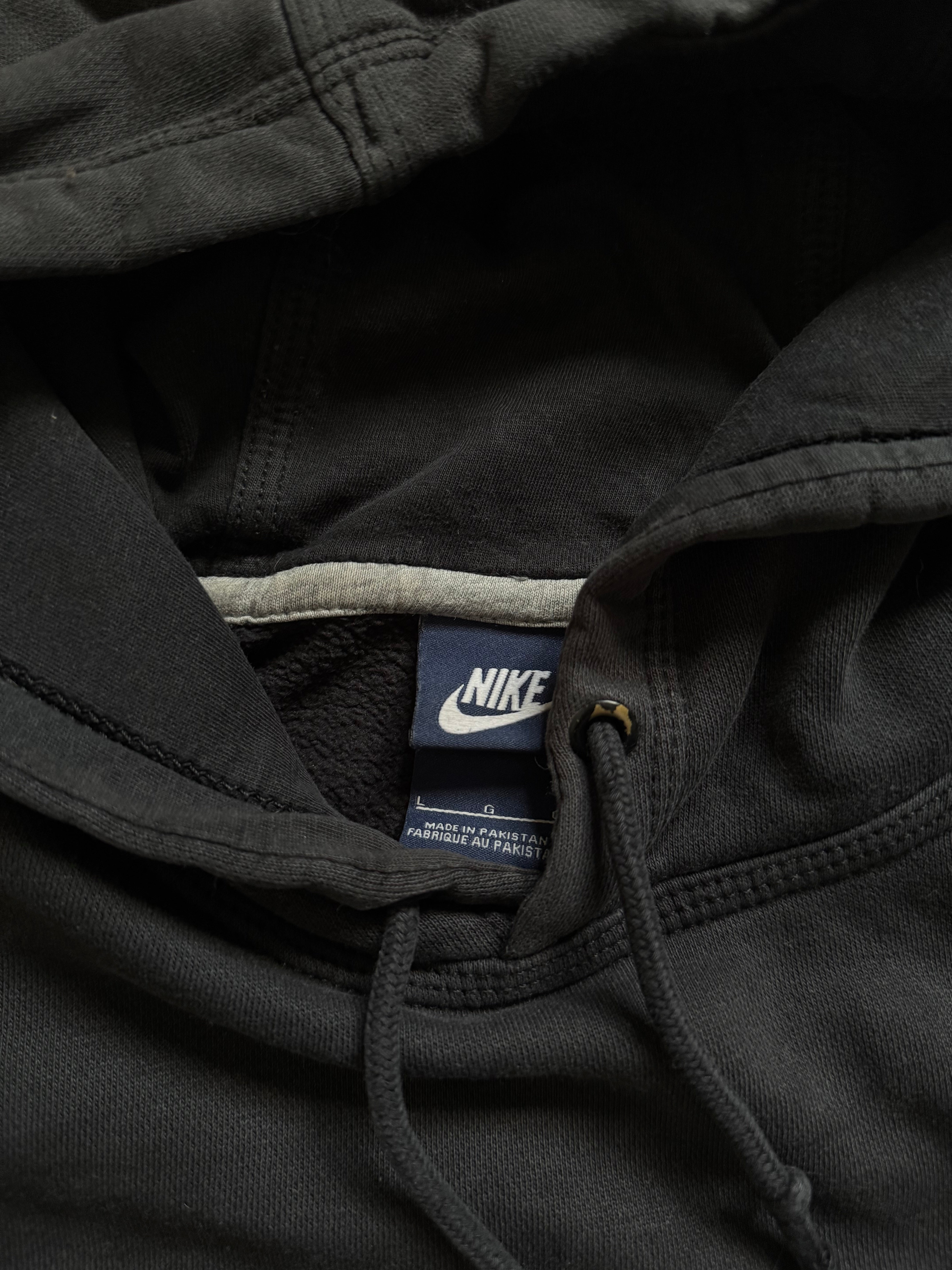 VINTAGE NIKE HOODIE