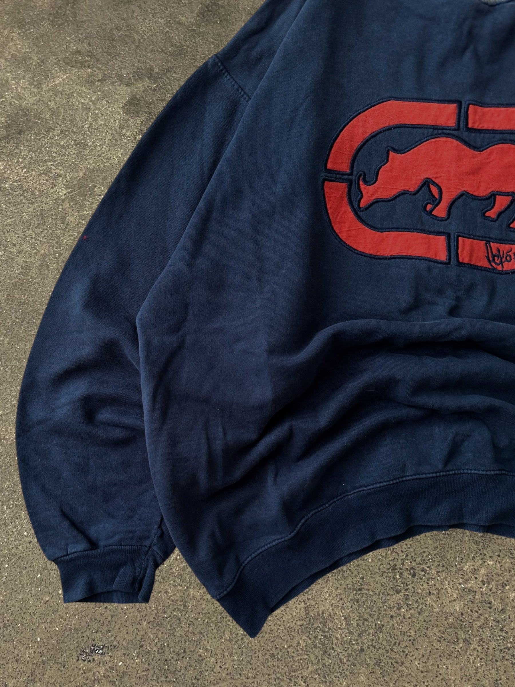 VINTAGE ECKO NAVY SWEATSHIRT