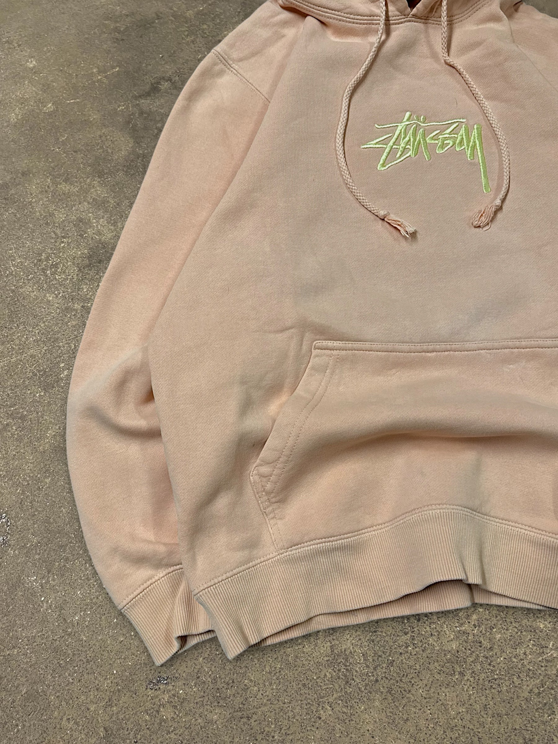 STÜSSY EMBROIDERED LOGO HOODIE
