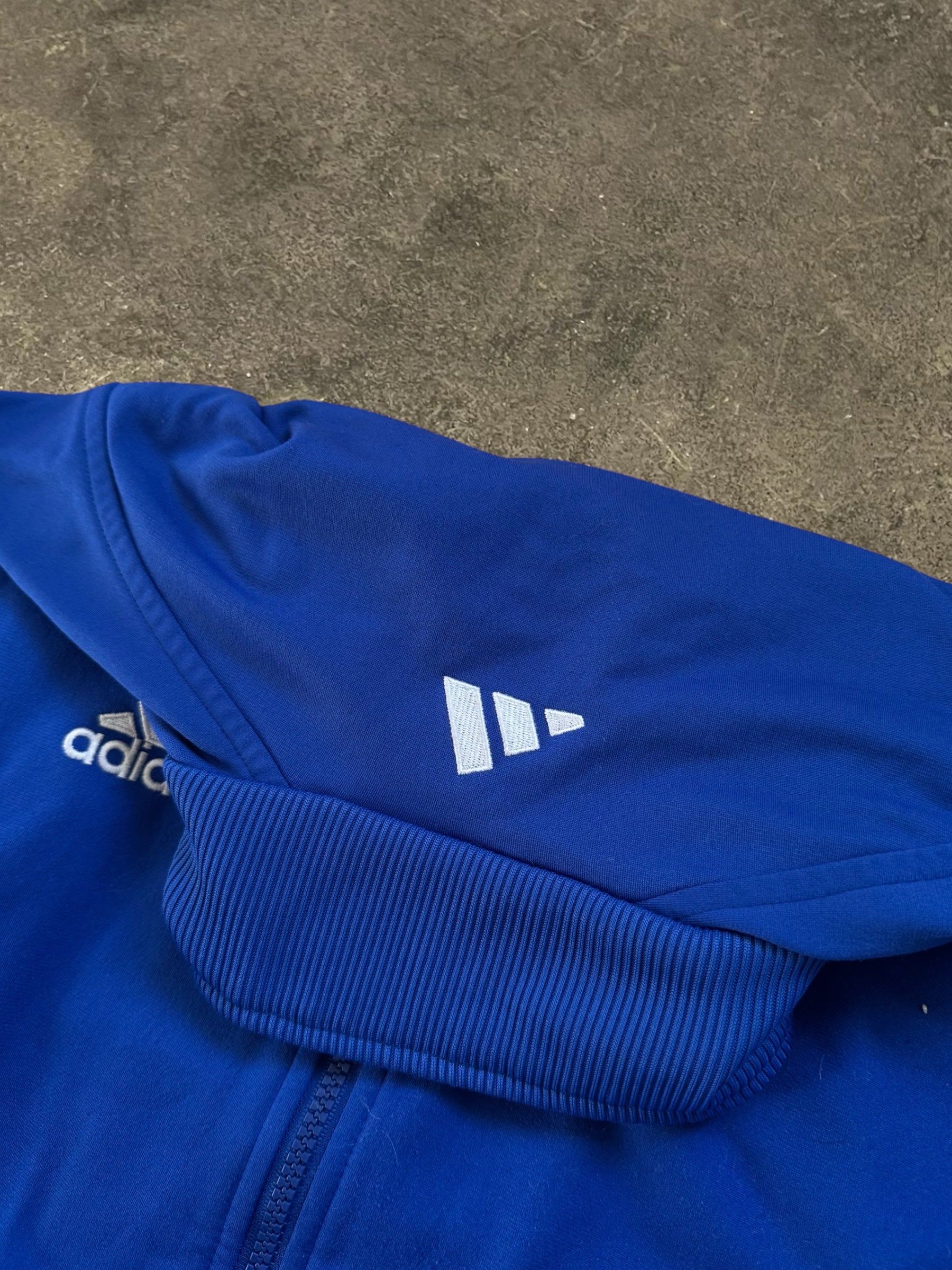 VINTAGE 90S BLUE ADIDAS TRACK JACKET