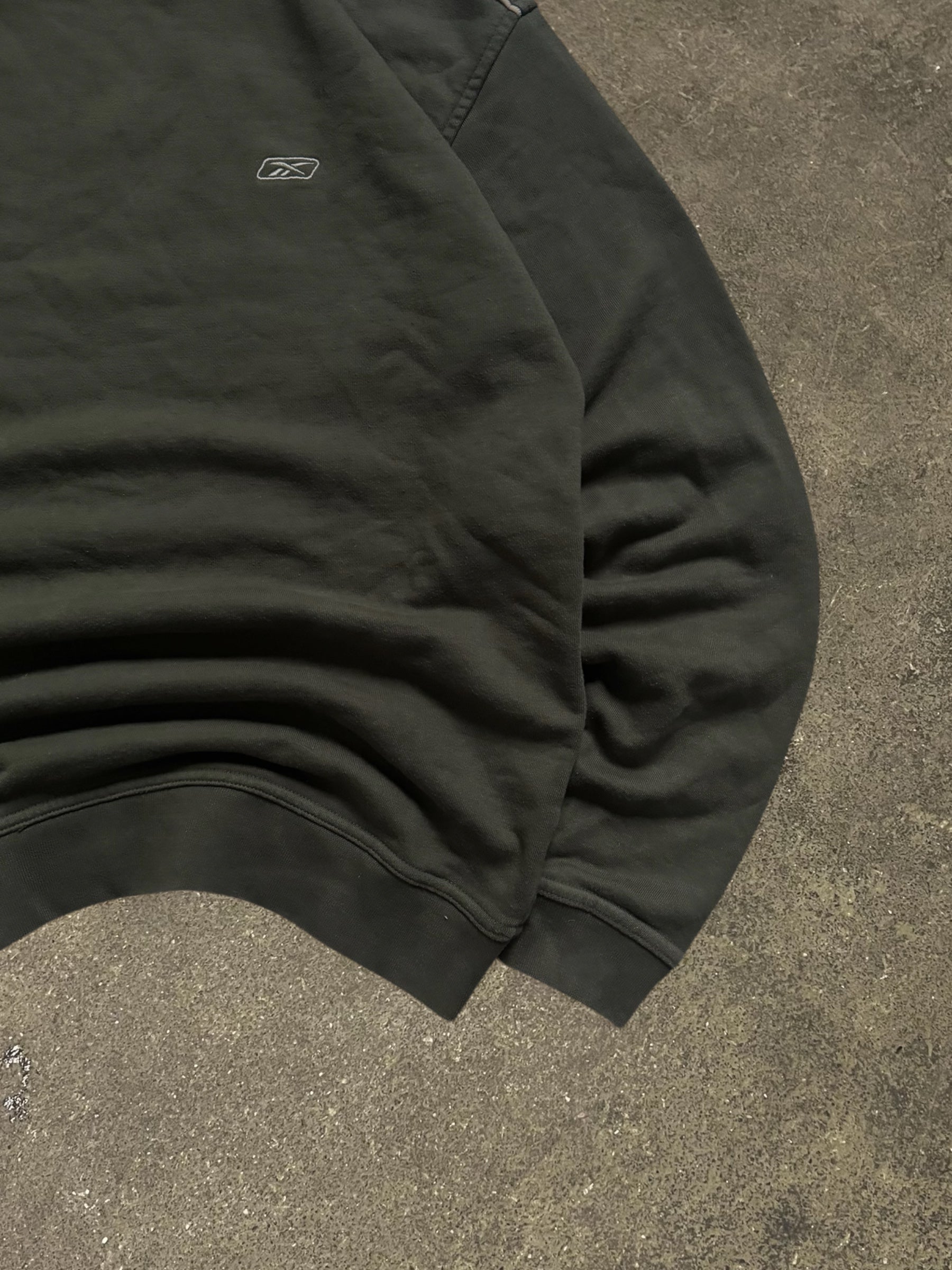 VINTAGE GREEN REEBOK SWEATSHIRT