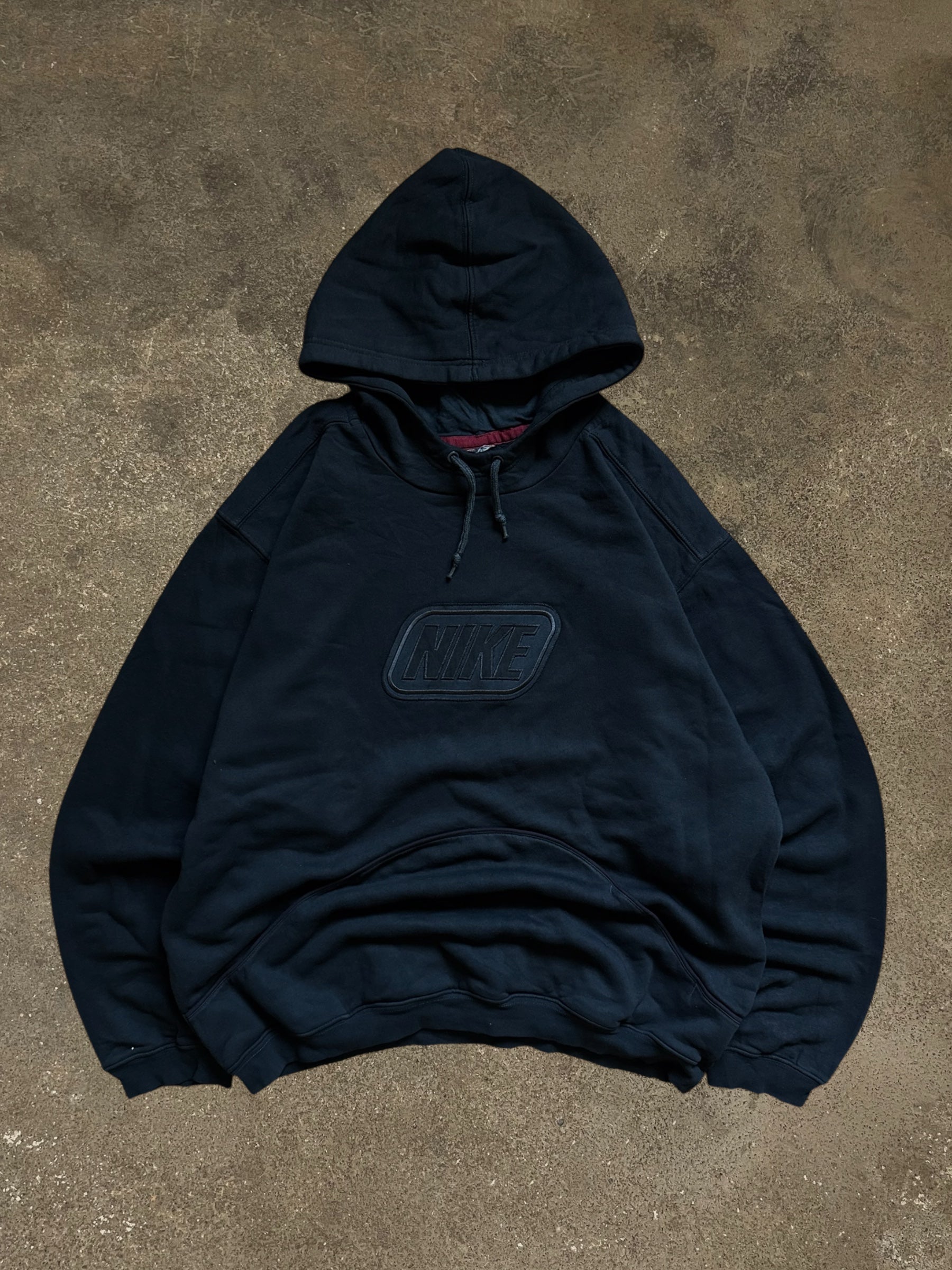 VINTAGE 00S NIKE HOODIE