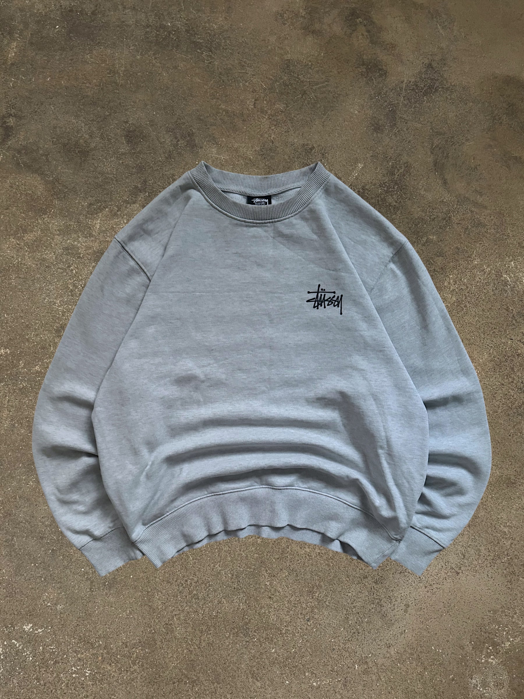 STÜSSY GREY BASIC LOGO SWEATSHIRT
