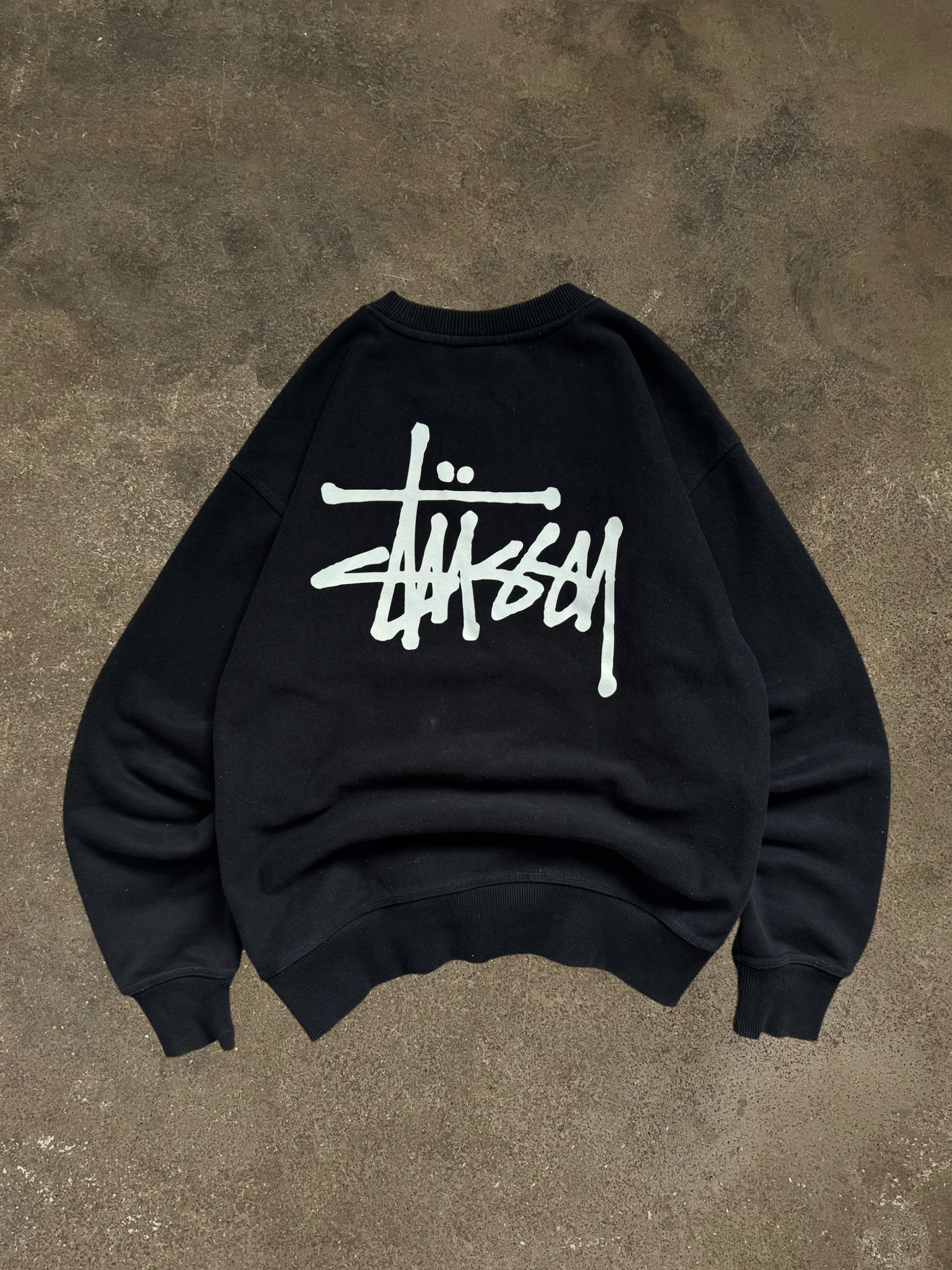 STÜSSY BLACK BASIC LOGO SWEATSHIRT