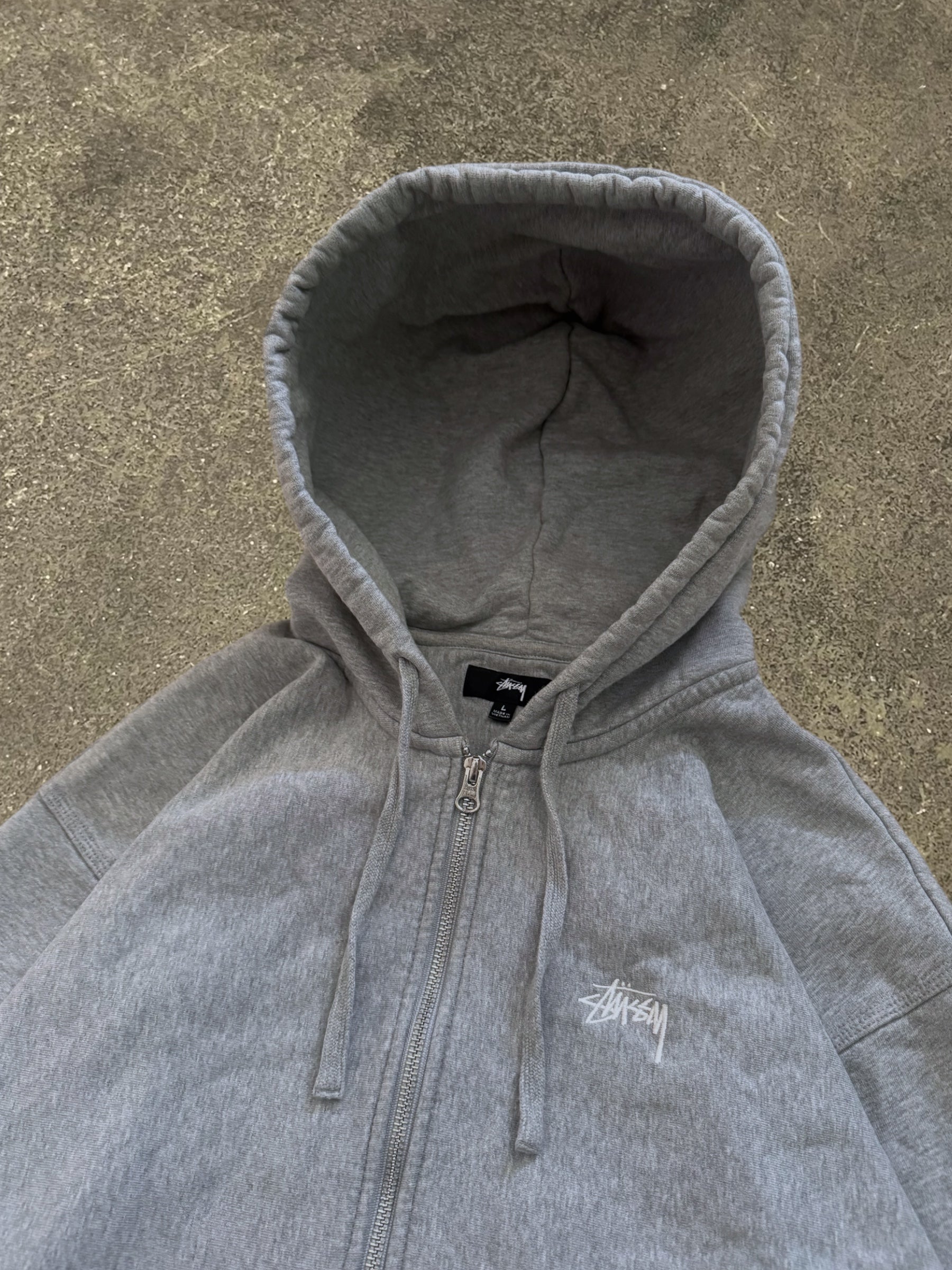 STÜSSY GREY STOCK LOGO ZIP-UP HOODIE