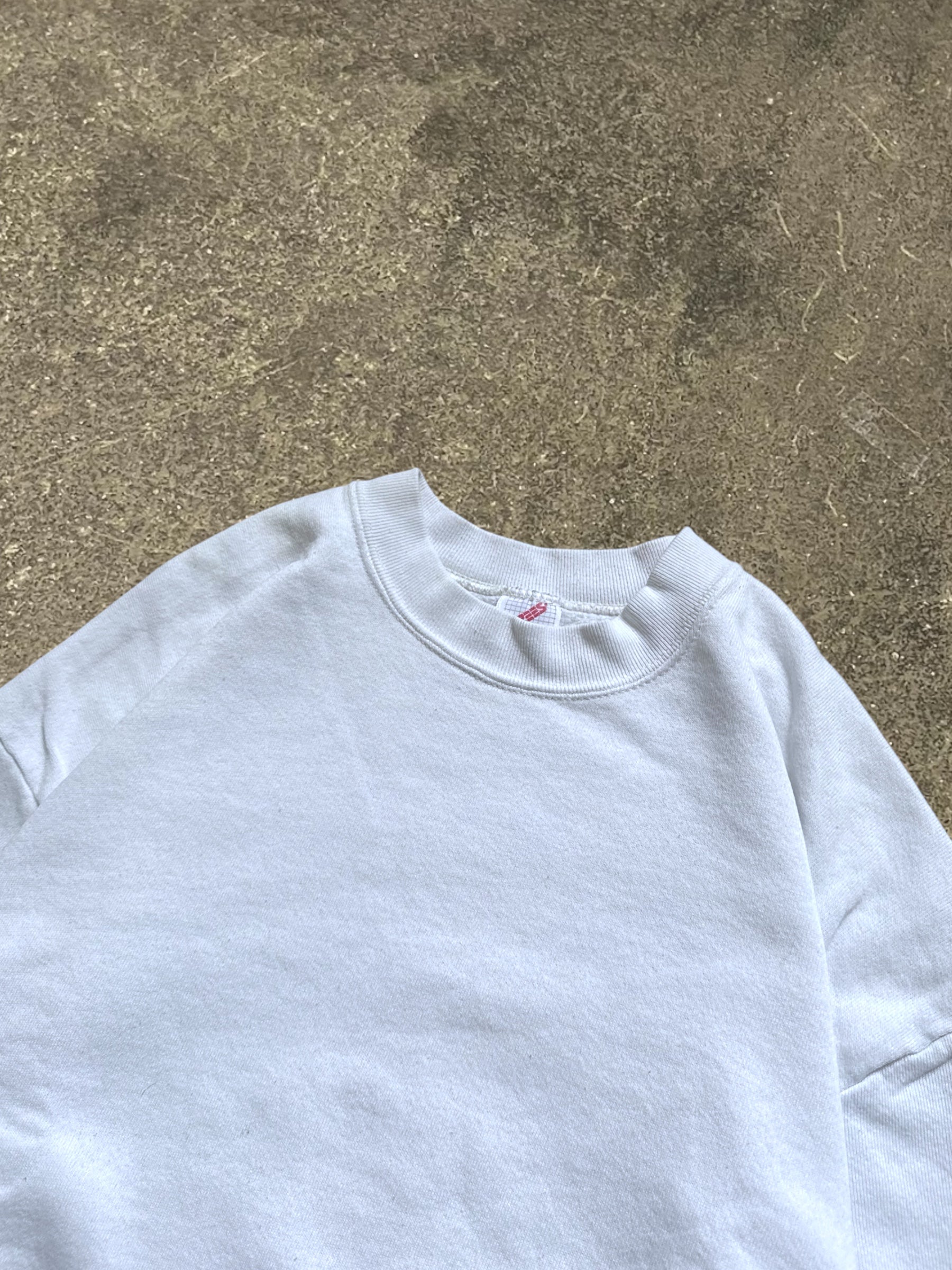 VINTAGE 90S BLANK JERZEES SWEATSHIRT