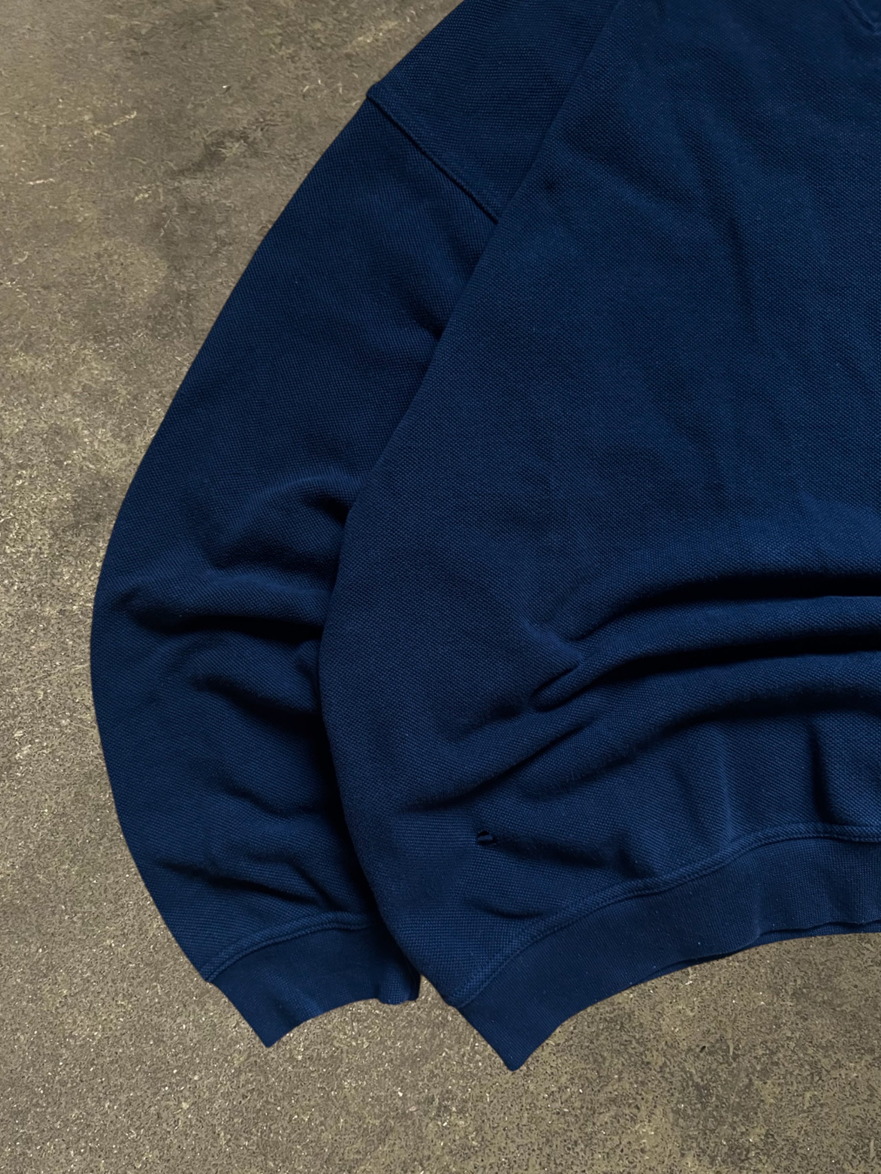 VINTAGE 90S NAVY BLUE REEBOK SWEATSHIRT