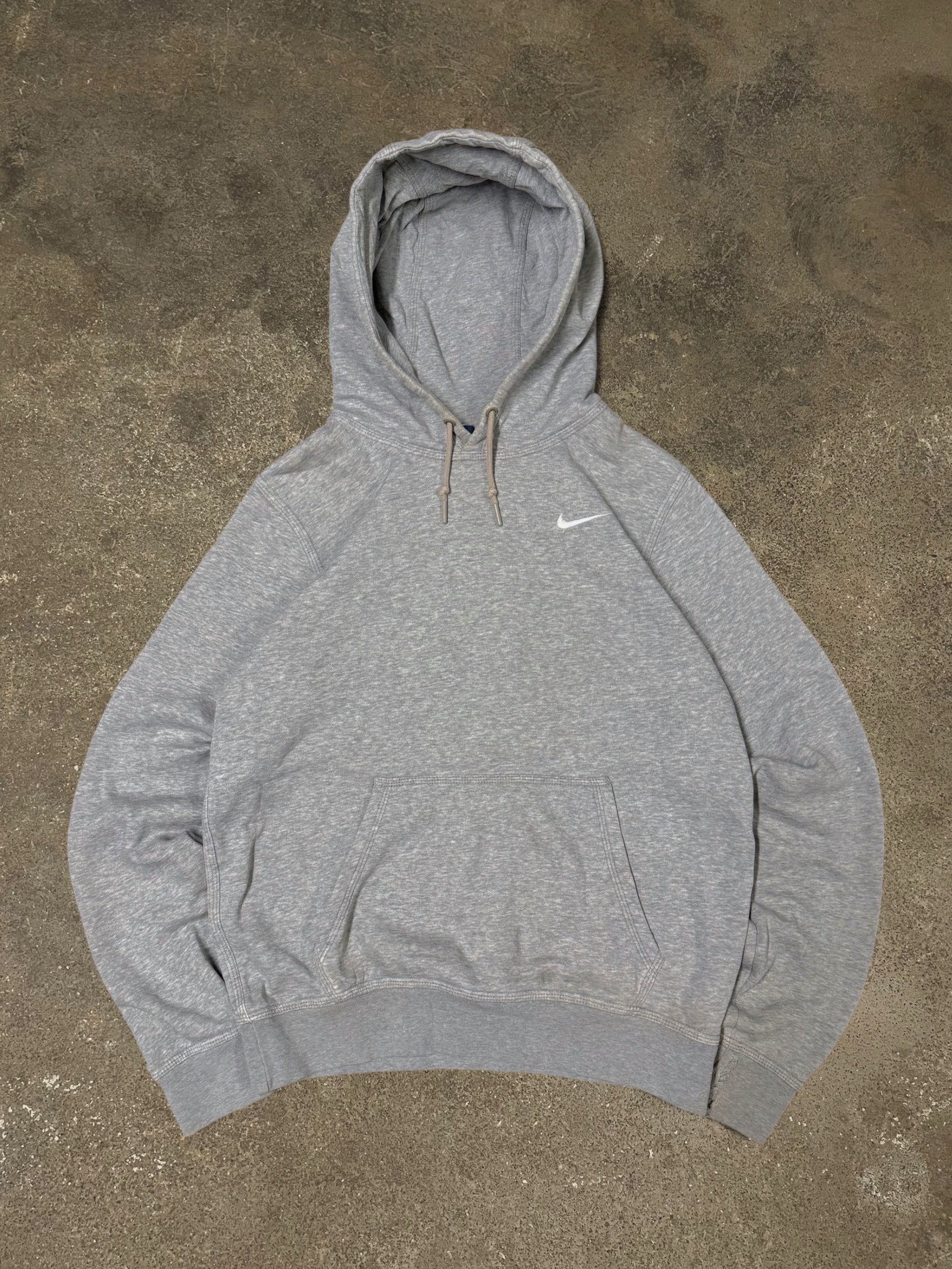 VINTAGE NIKE HOODIE