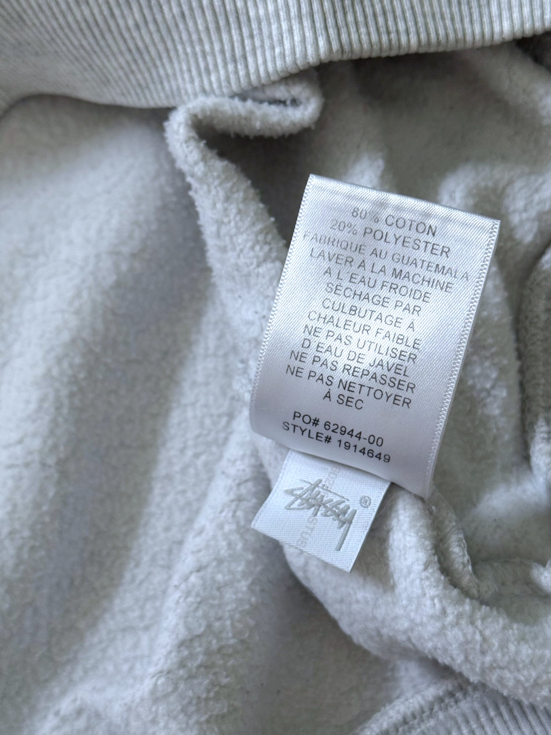 STÜSSY BASIC LOGO SWEATSHIRT