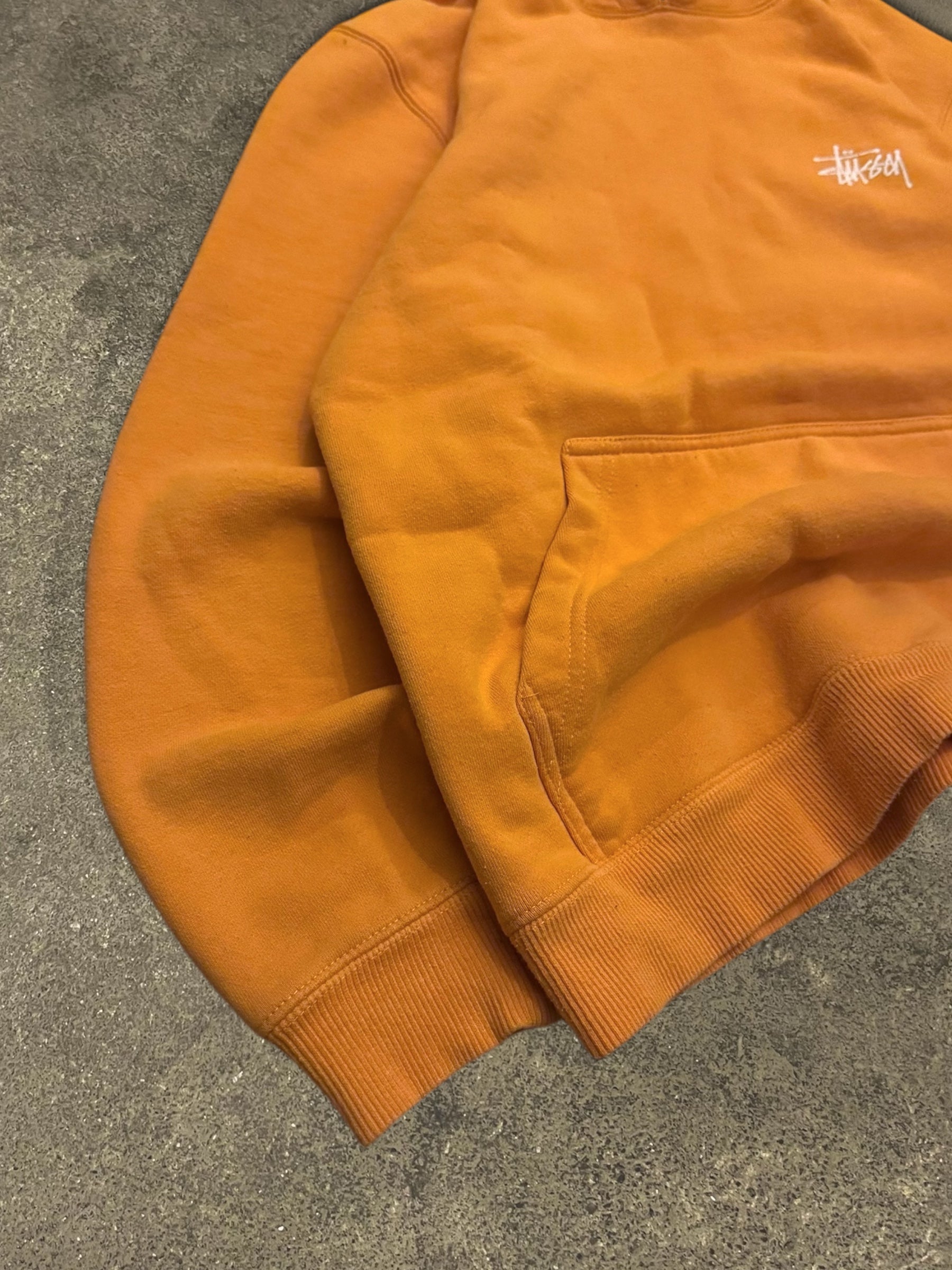 STÜSSY BASIC LOGO HOODIE