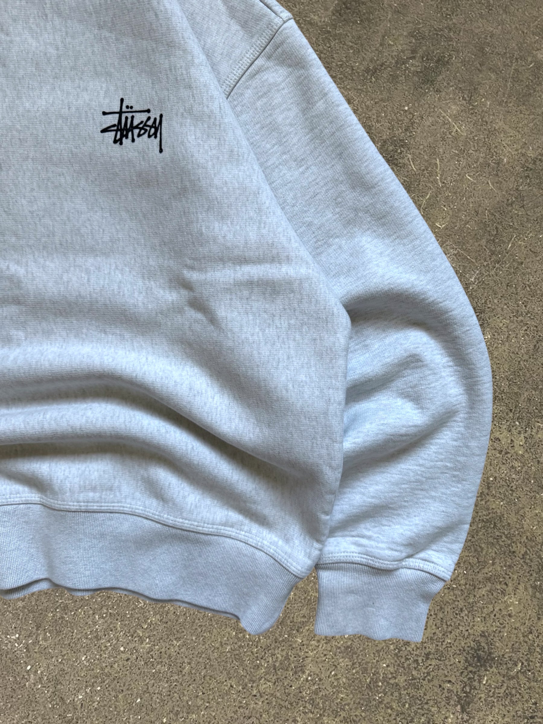 STÜSSY BASIC LOGO SWEATSHIRT