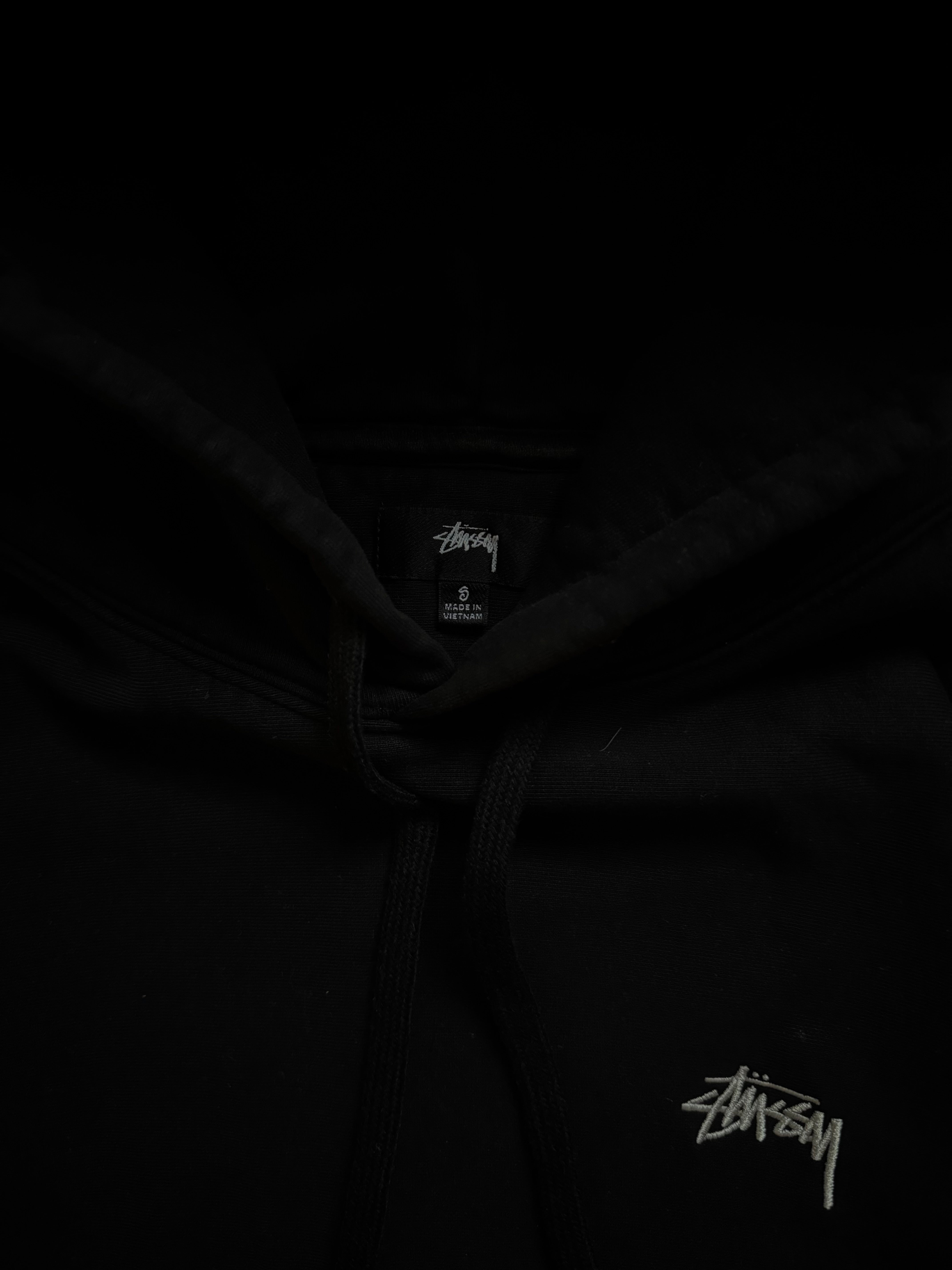 STÜSSY BLACK STOCK LOGO HOODIE