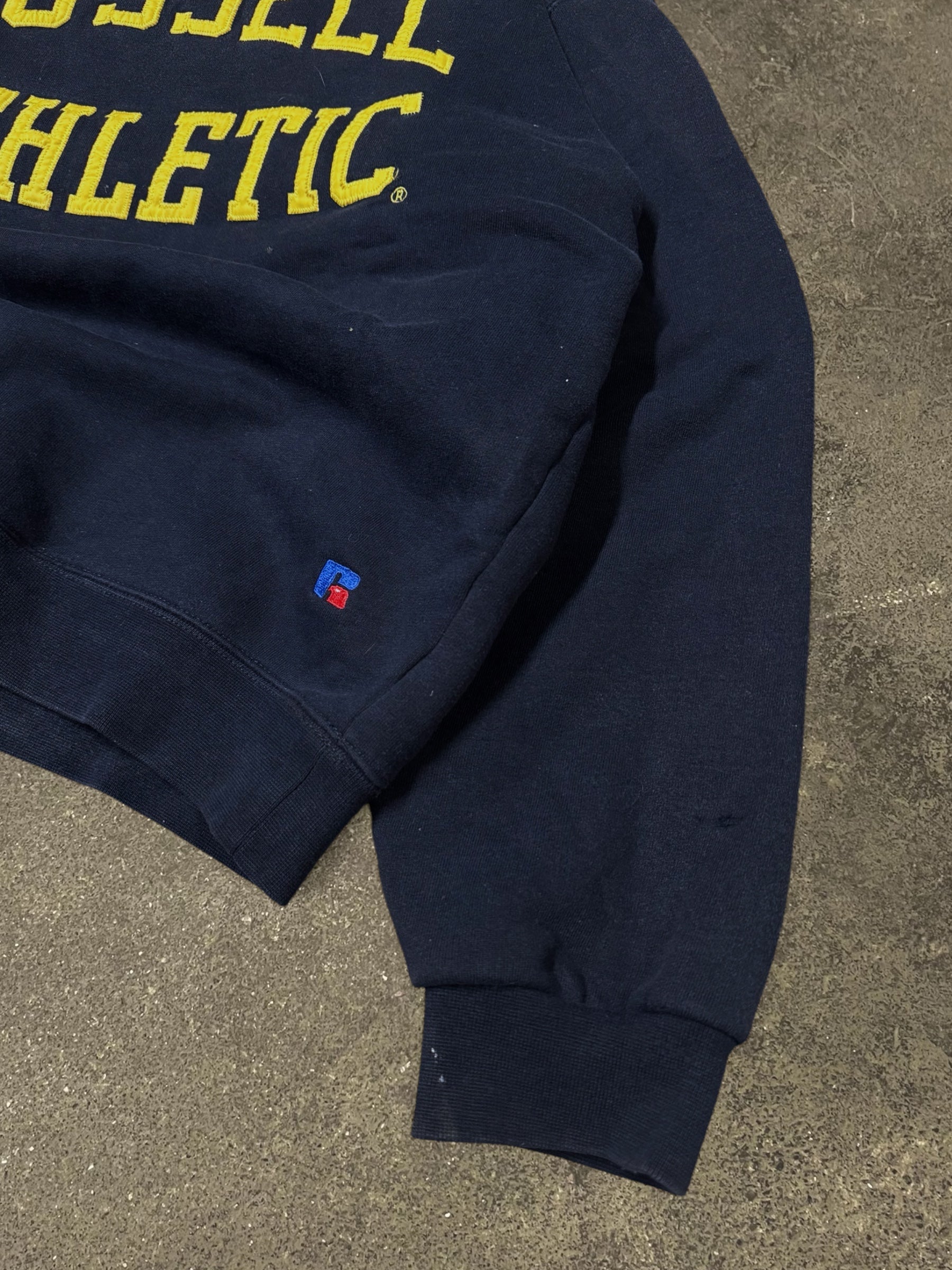 VINTAGE RUSSELL ATHLETIC SWEATSHIRT