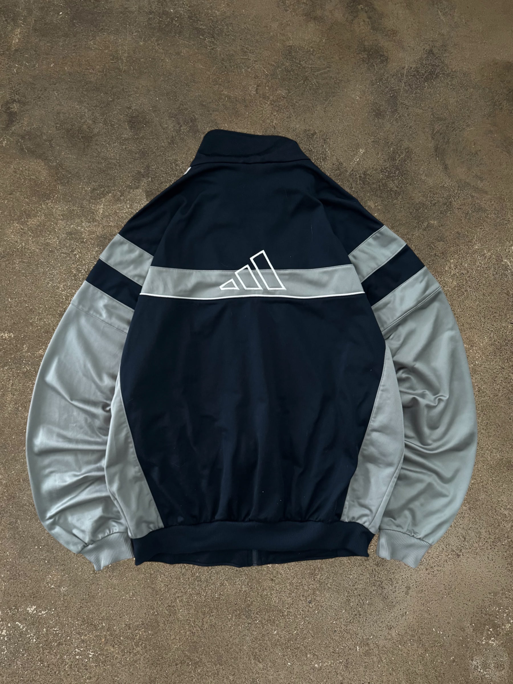 VINTAGE 00S NAVY ADIDAS TRACK JACKET