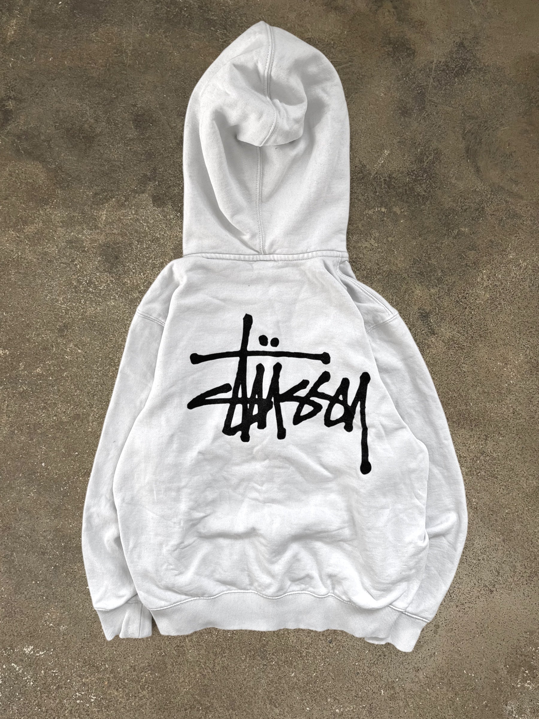 STÜSSY BASIC LOGO ZIP-UP HOODIE