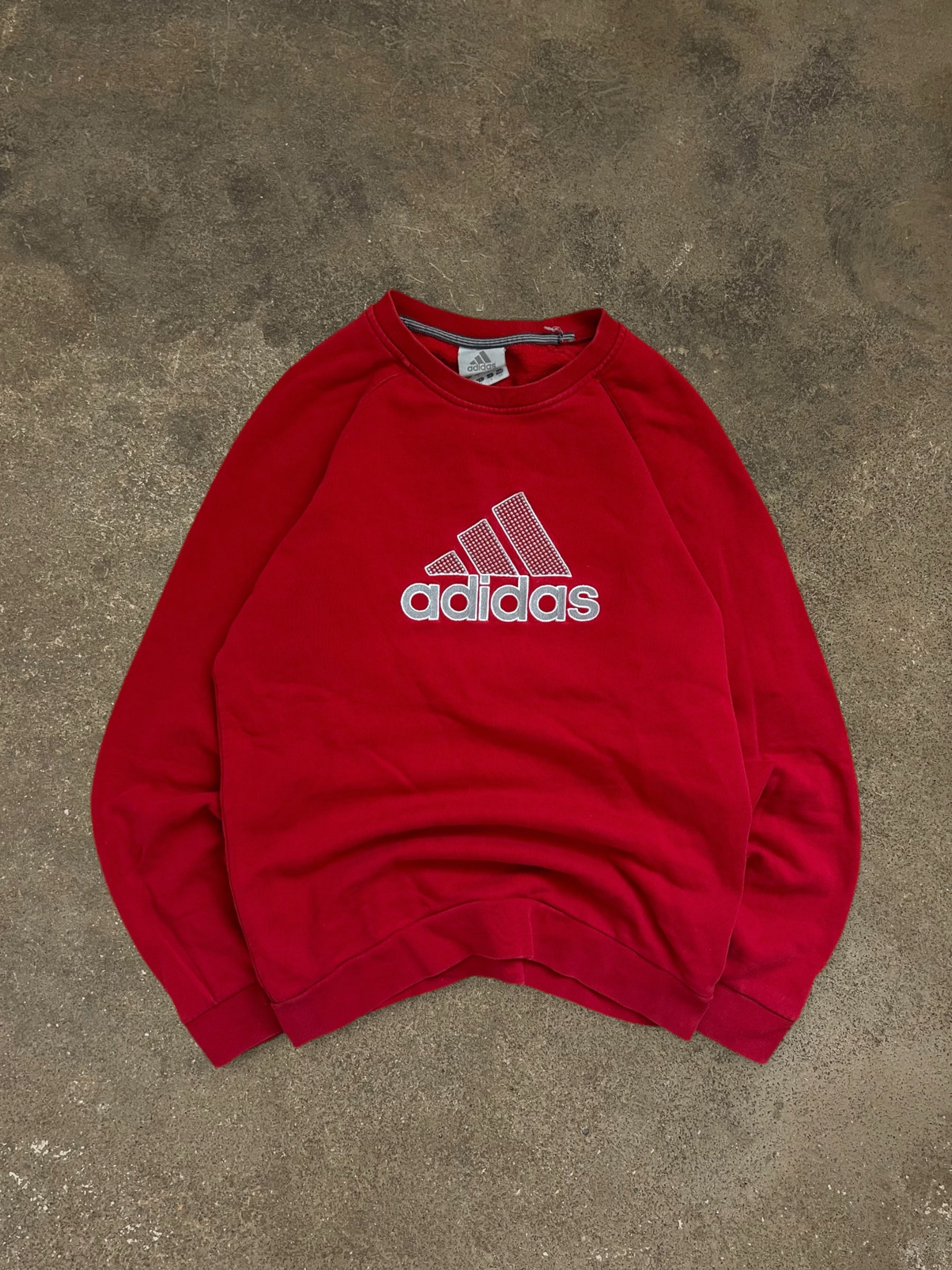 VINTAGE 00S ADIDAS SWEATSHIRT