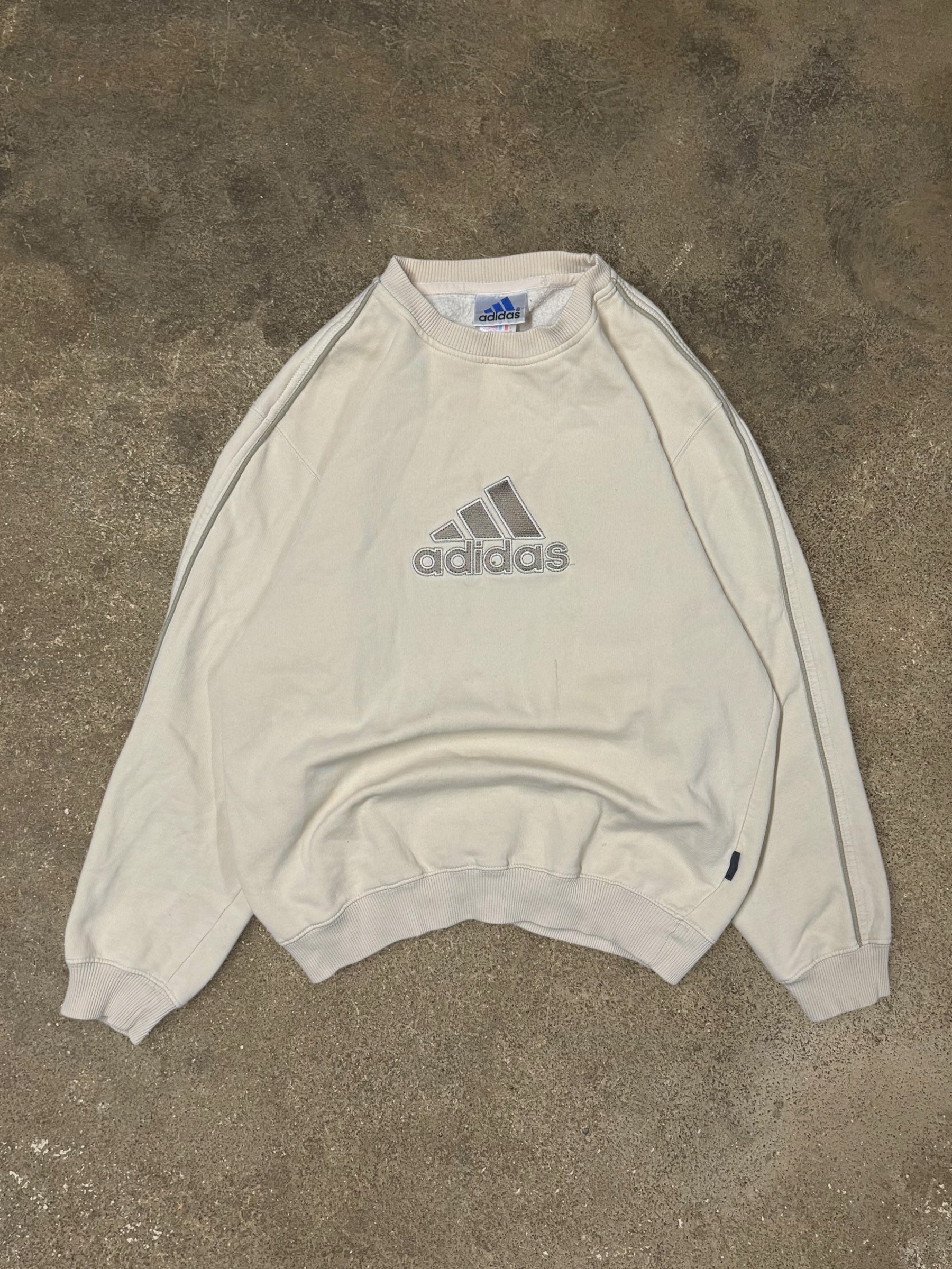 VINTAGE 90S ADIDAS SWEATSHIRT