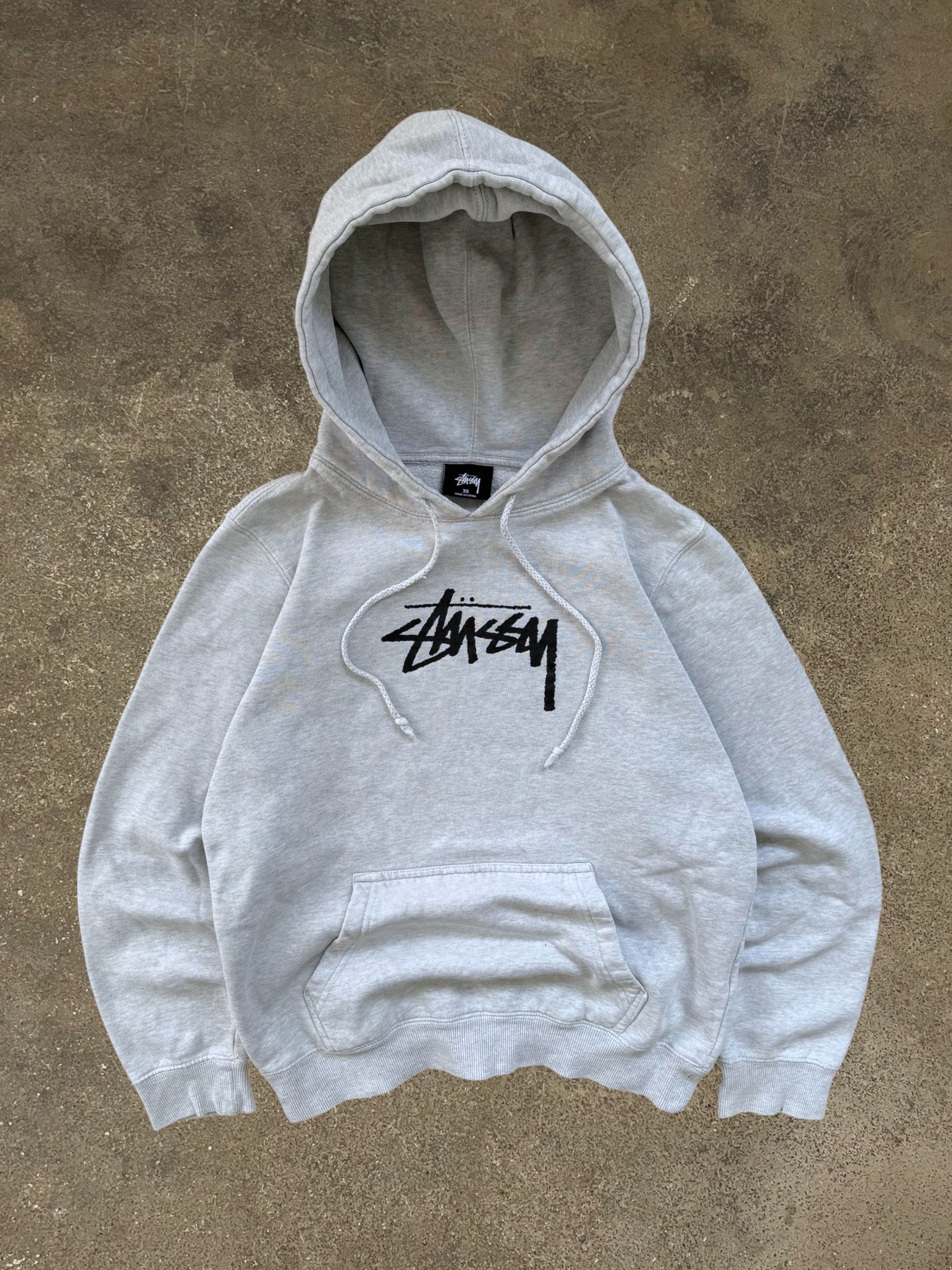 STÜSSY GREY APPLIQUE LOGO HOODIE