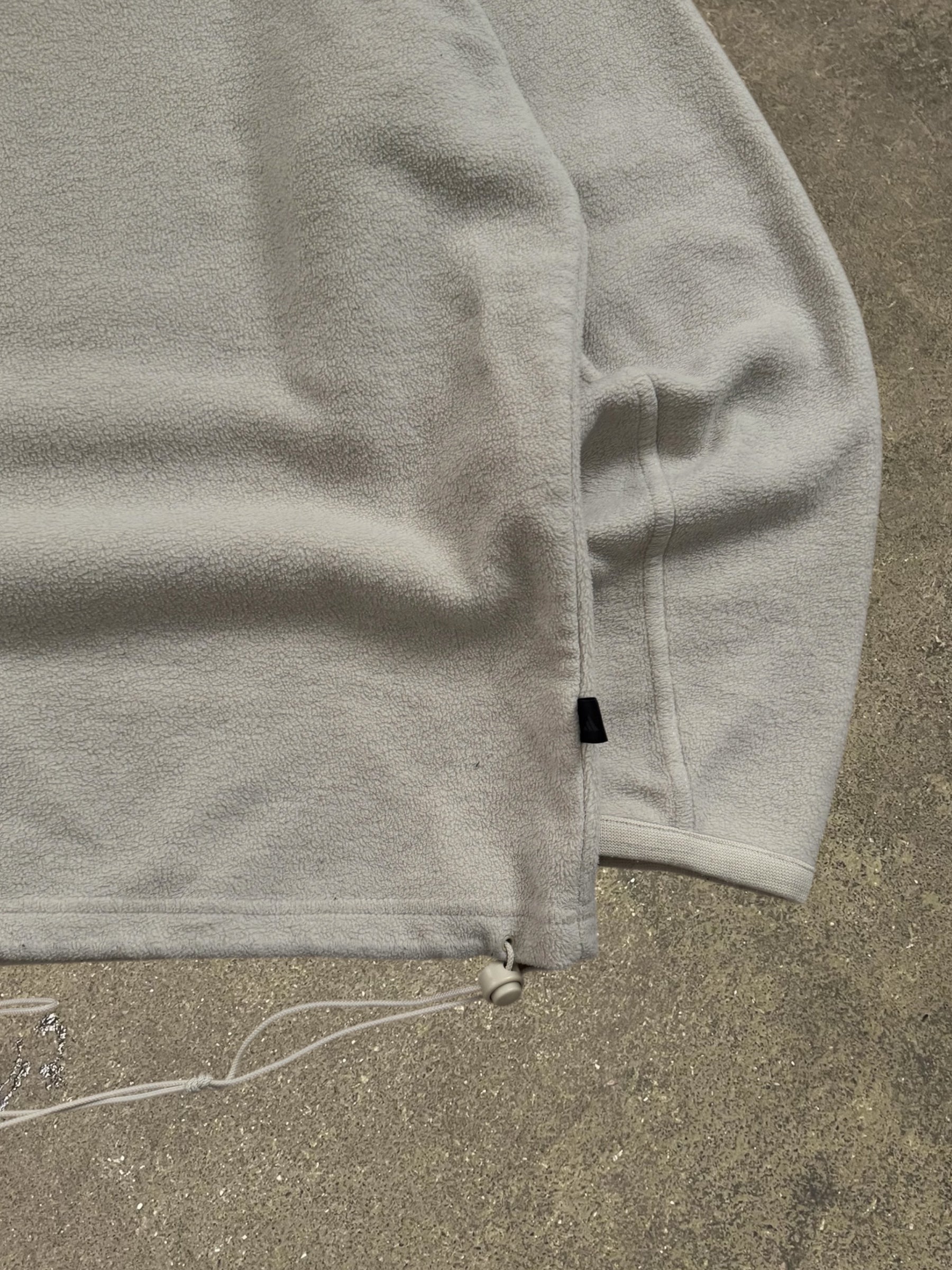 VINTAGE 90S BEIGE ADIDAS FLEECE