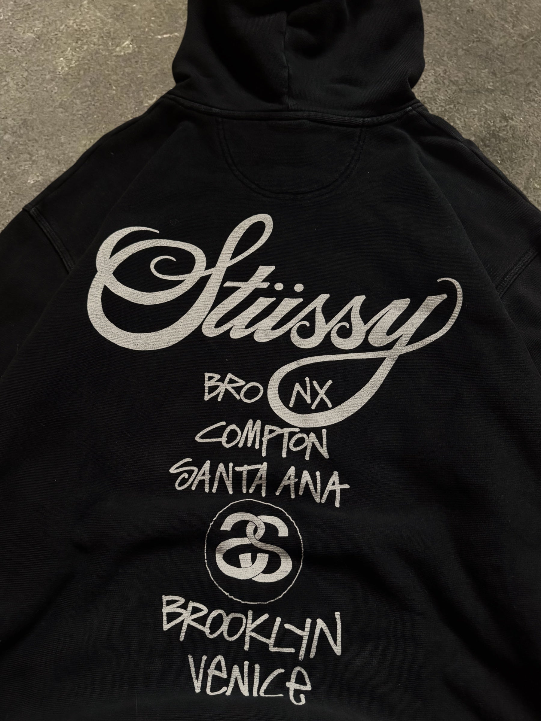 STÜSSY FW24 BLACK WORLD TOUR HOODIE