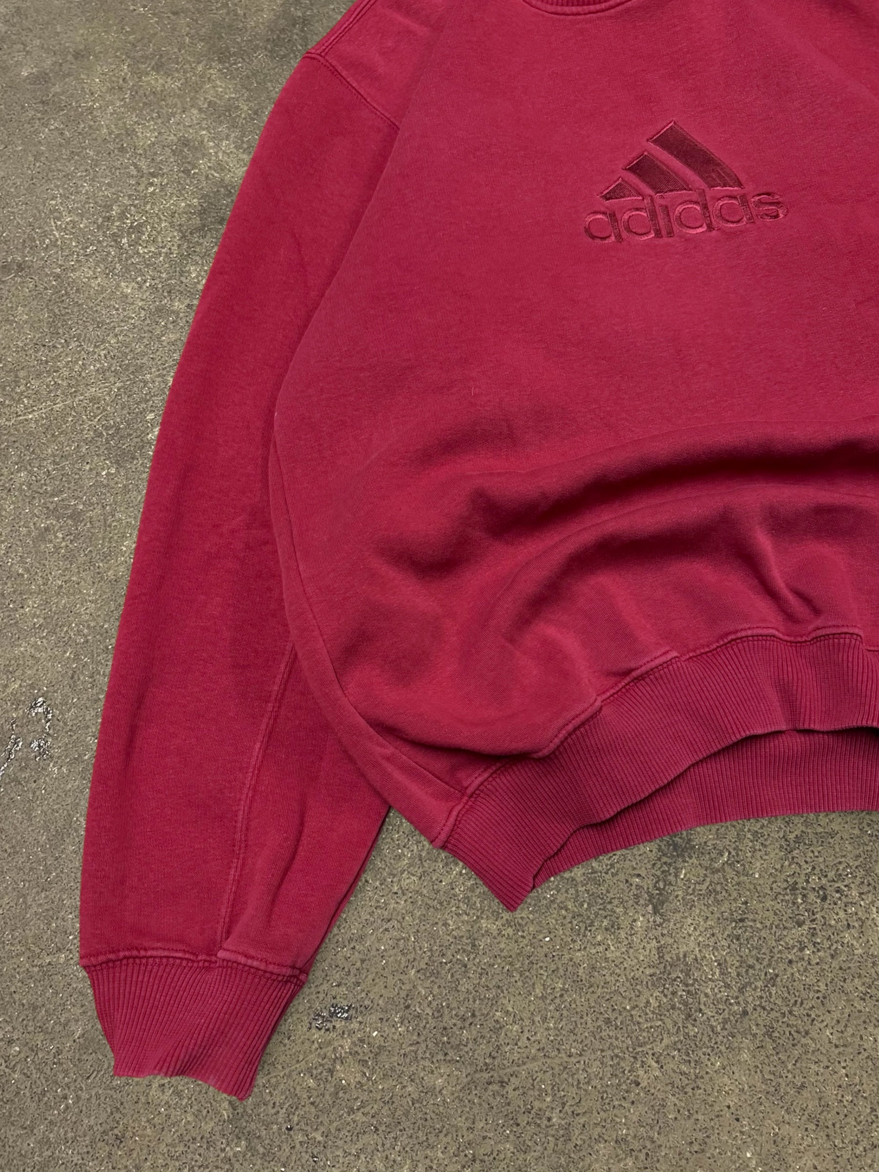 VINTAGE 90S ADIDAS SWEATSHIRT