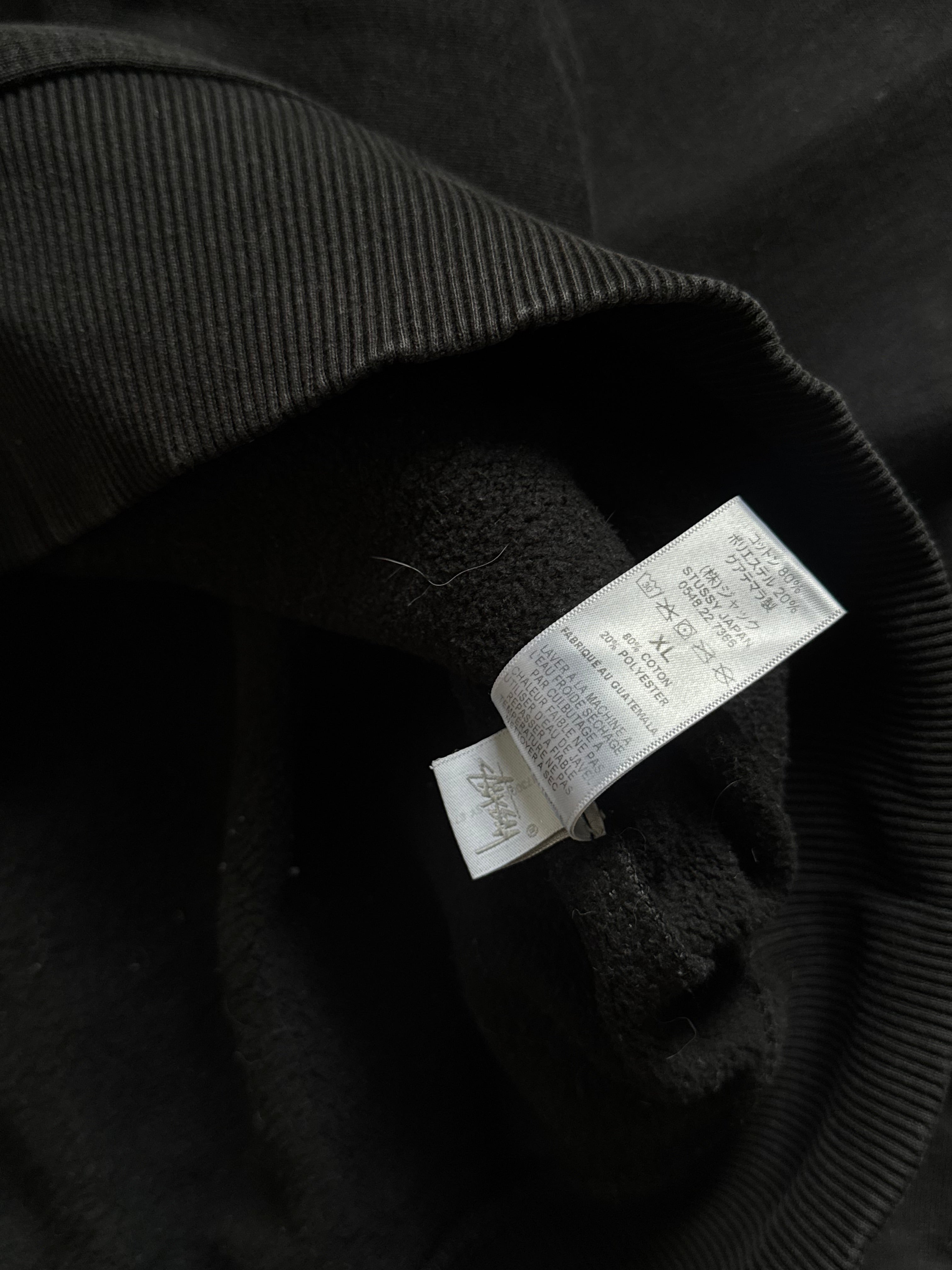 STÜSSY BLACK AMSTERDAM BASIC LOGO SWEATSHIRT