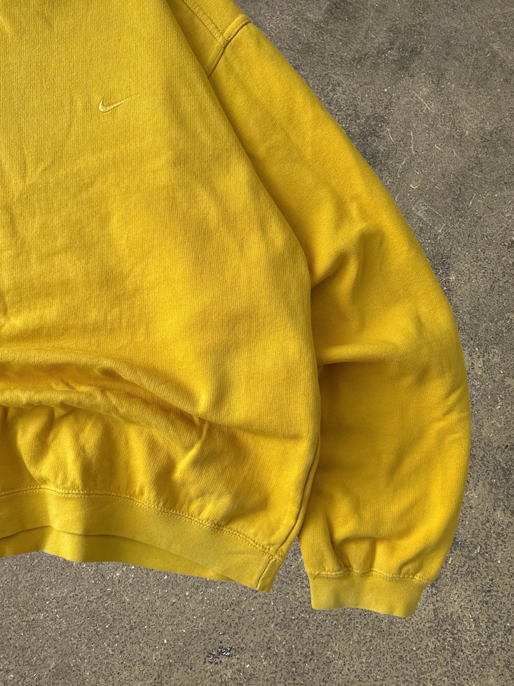 VINTAGE 90S NIKE SWEATSHIRT