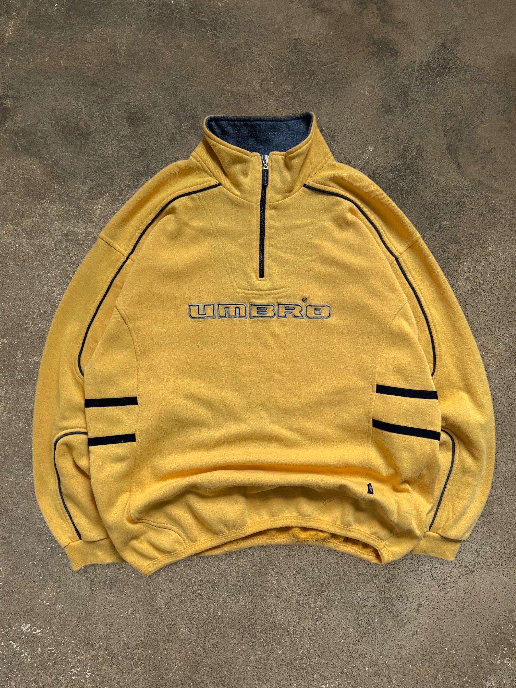 VINTAGE UMBRO QUARTER-ZIP SWEATSHIRT