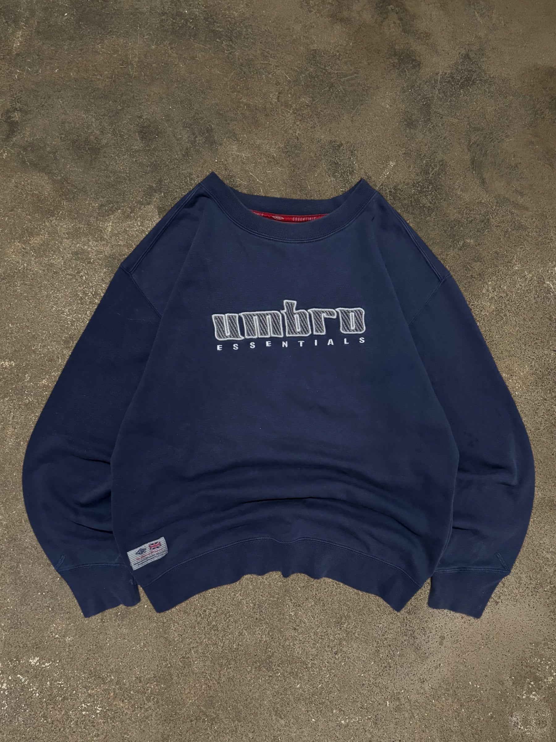 VINTAGE NAVY UMBRO SWEATSHIRT