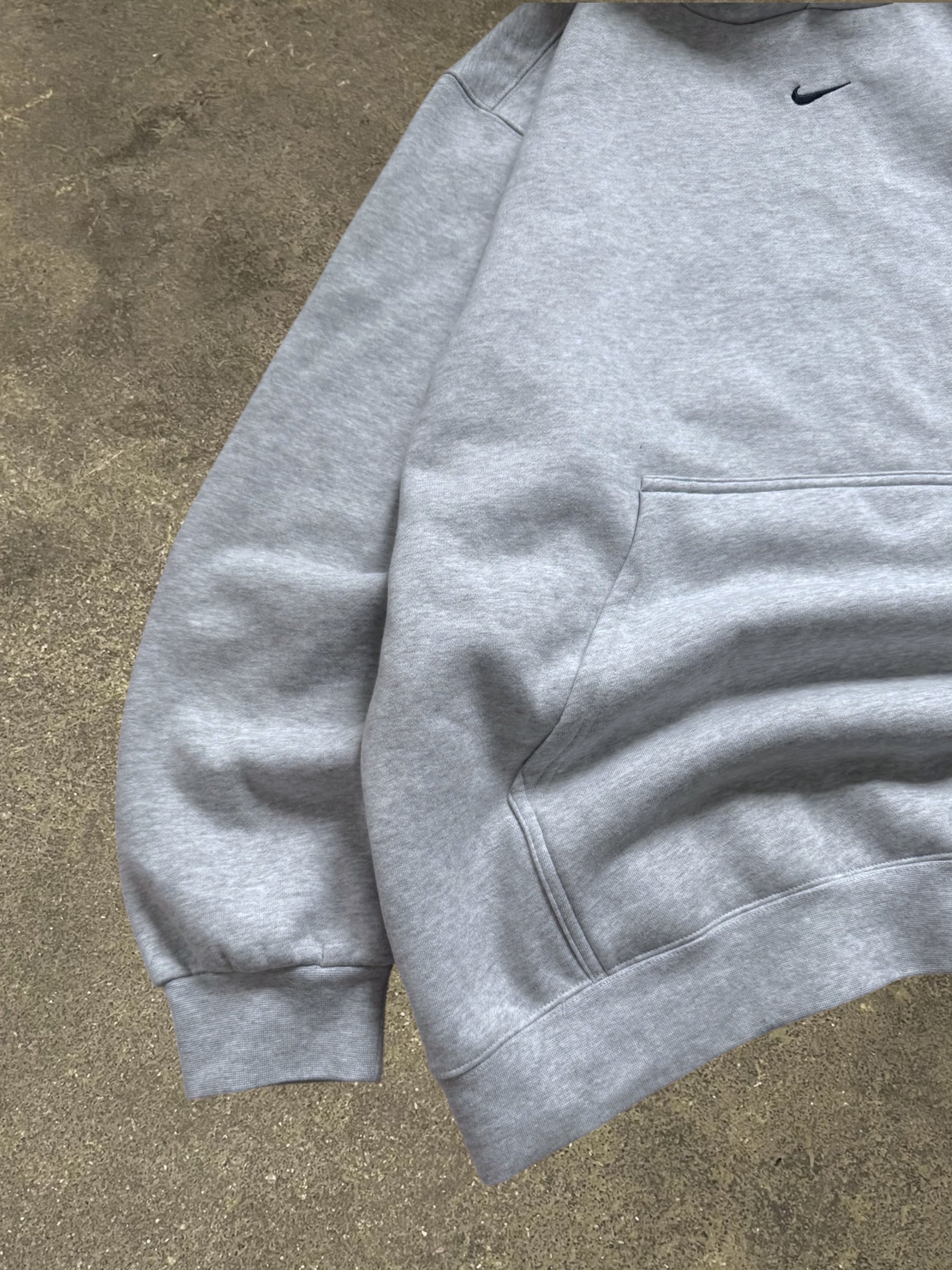 VINTAGE 90S NIKE MIDDLE SWOOSH HOODIE