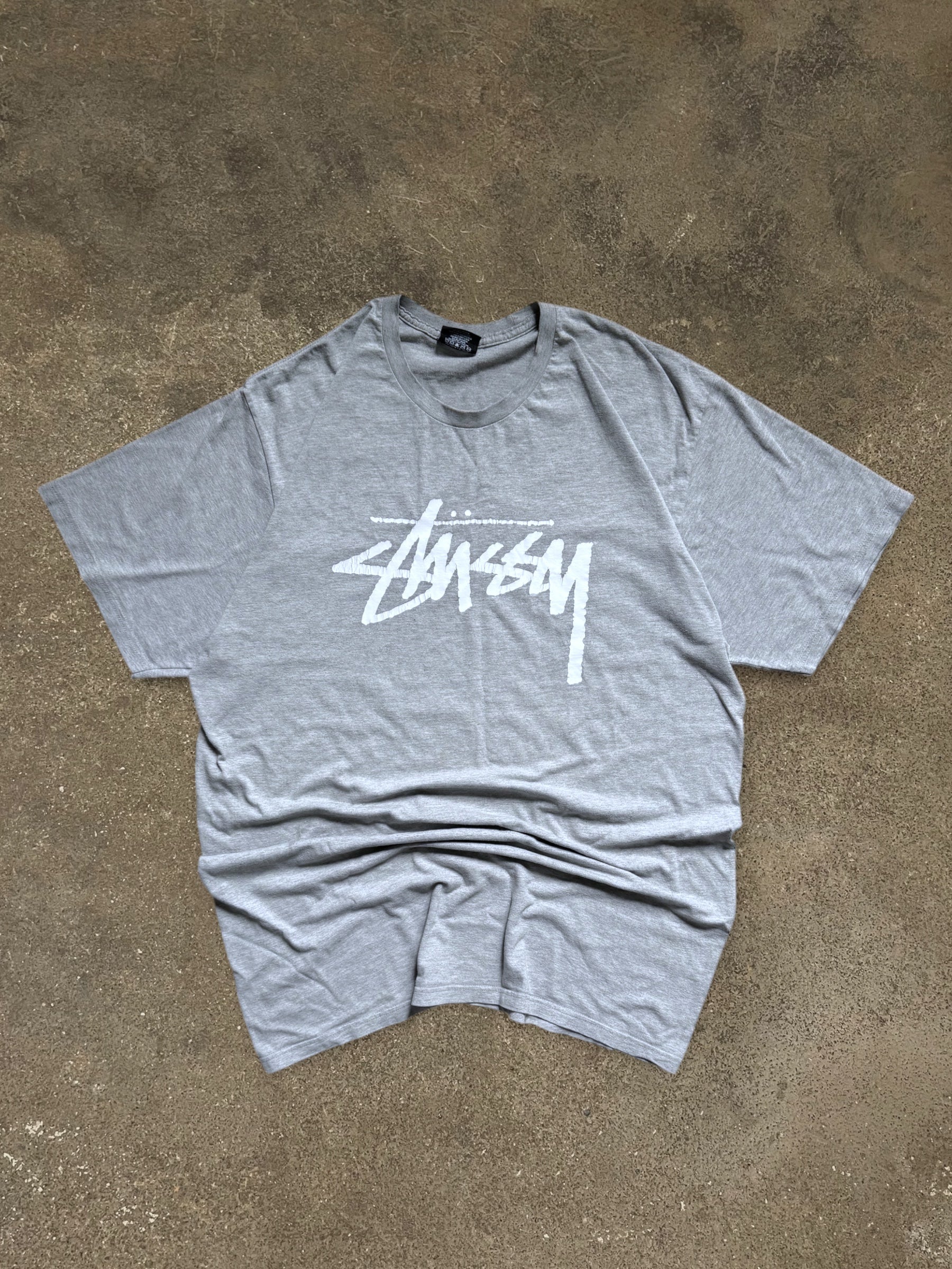 STÜSSY APPLIQUE LOGO T-SHIRT
