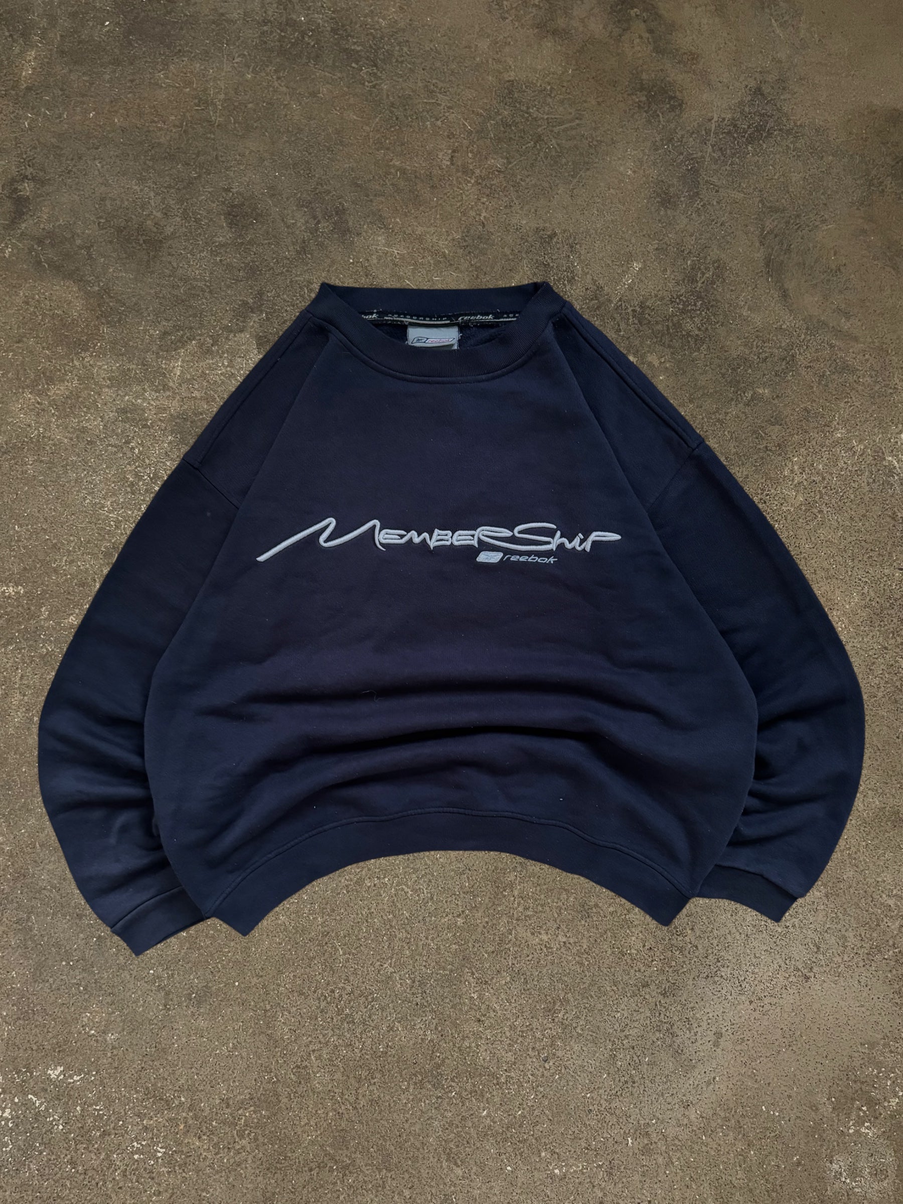 VINTAGE NAVY REEBOK MEMBERSHIP SWEATSHIRT
