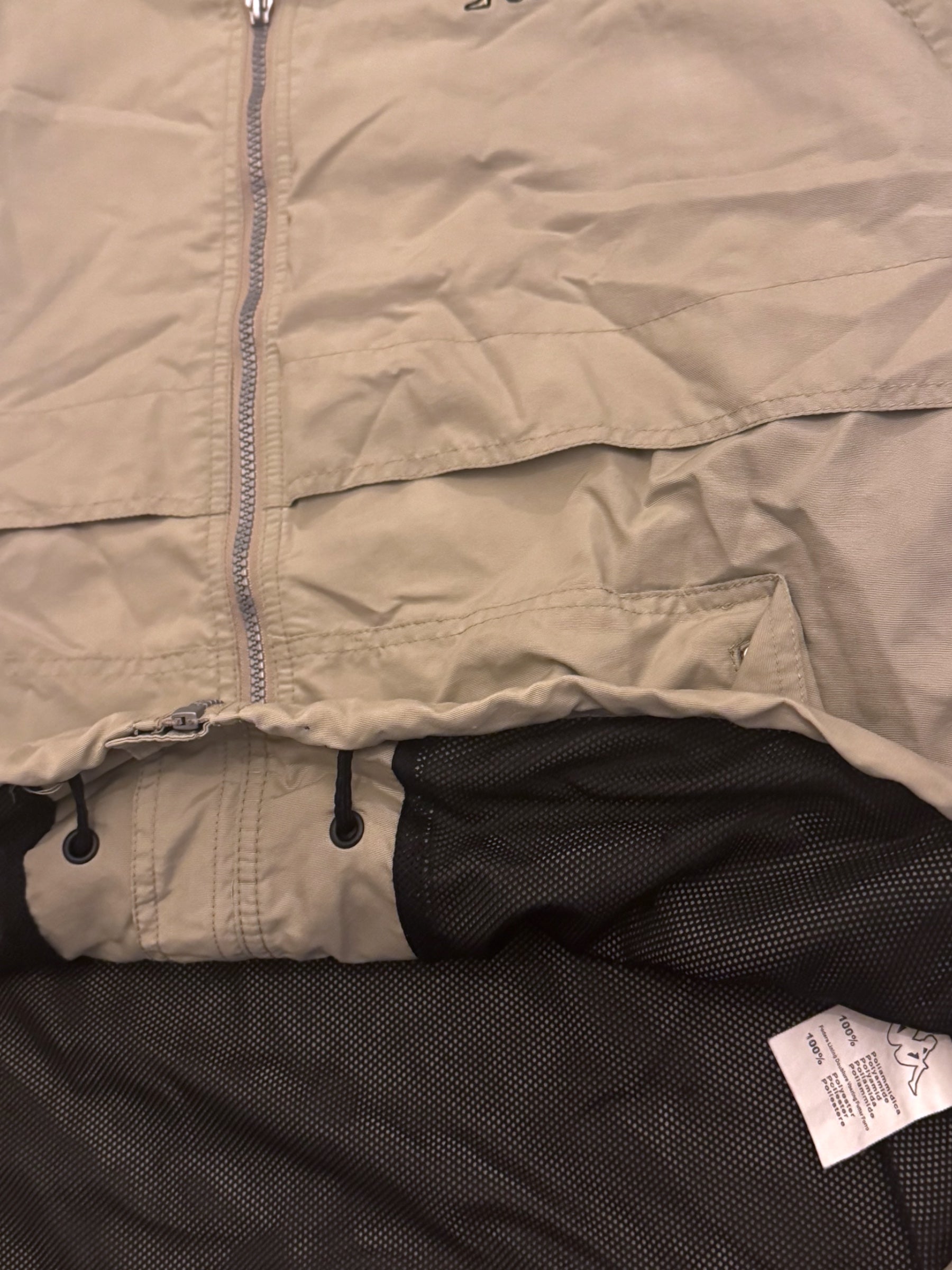 VINTAGE 00S KAPPA WINDBREAKER
