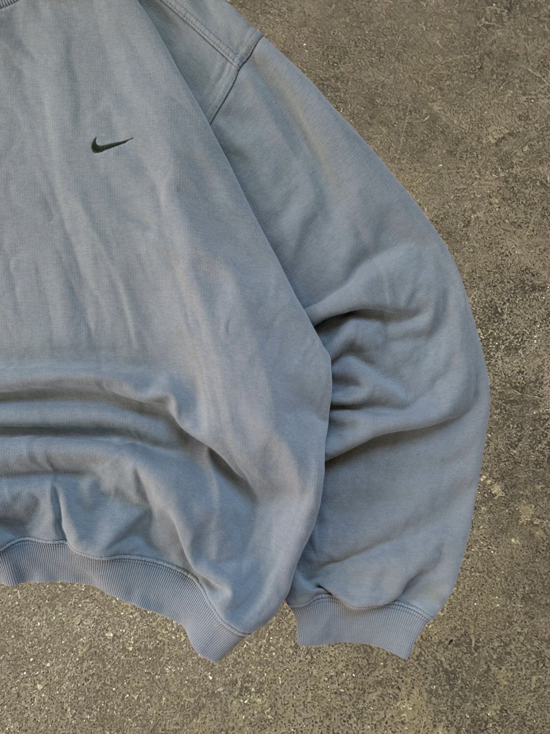 VINTAGE 90S NIKE GREY SWEATSHIRT