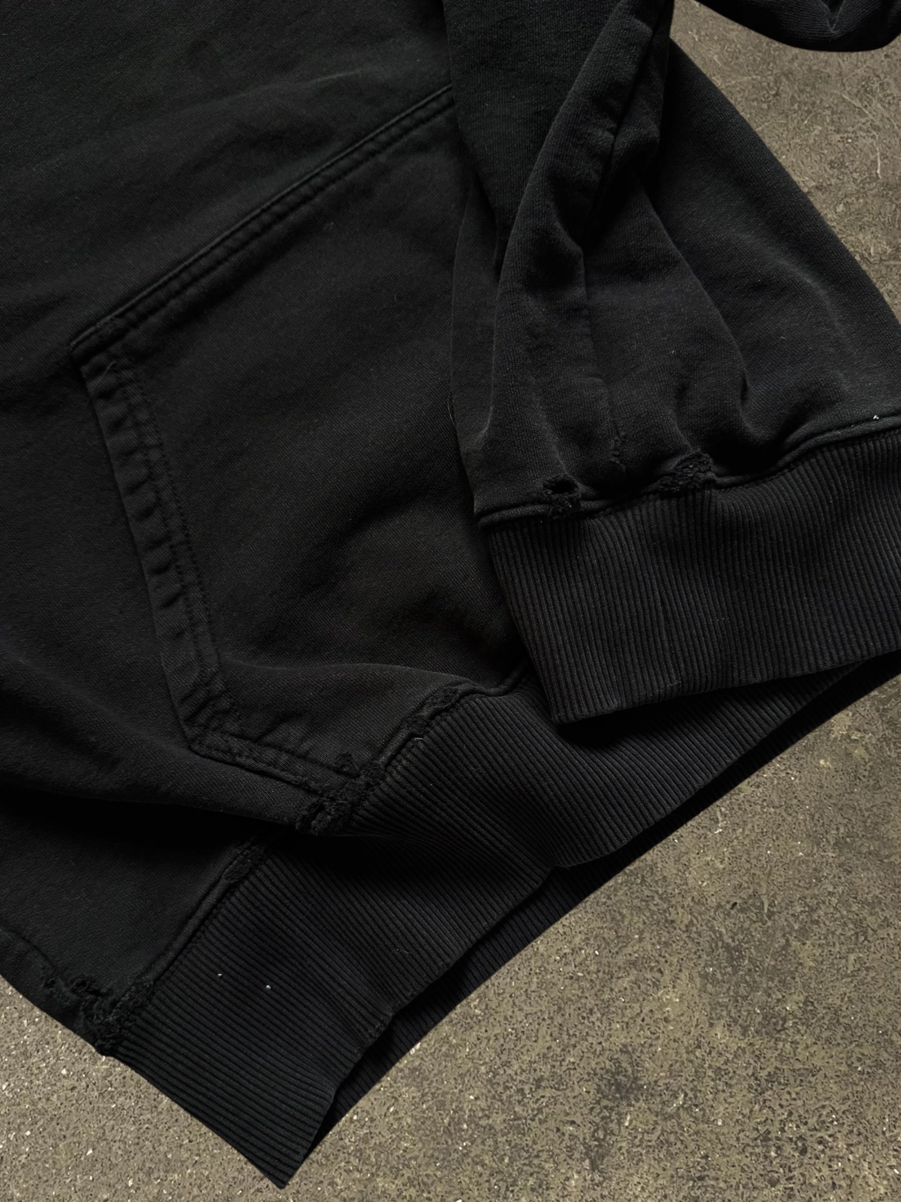 STÜSSY BLACK BASIC LOGO HOODIE