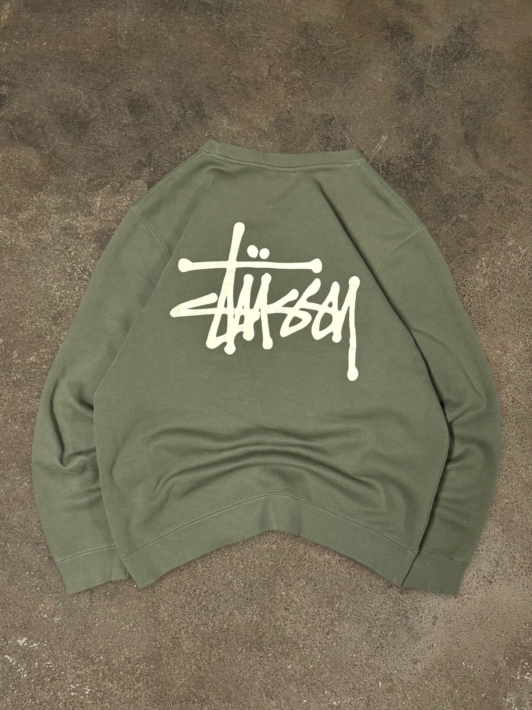 STÜSSY BASIC LOGO SWEATSHIRT