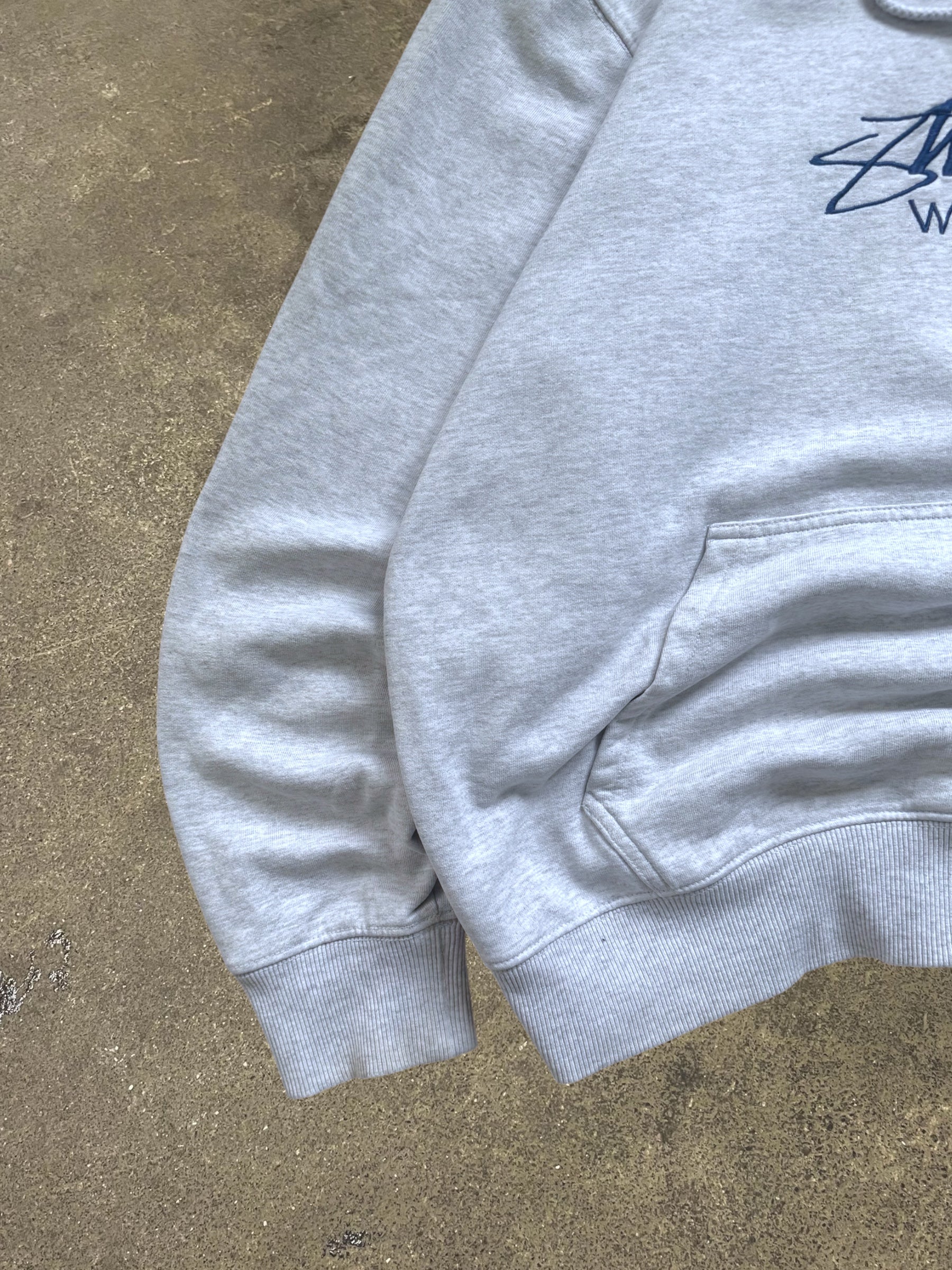 STÜSSY GREY WEAR LOGO HOODIE