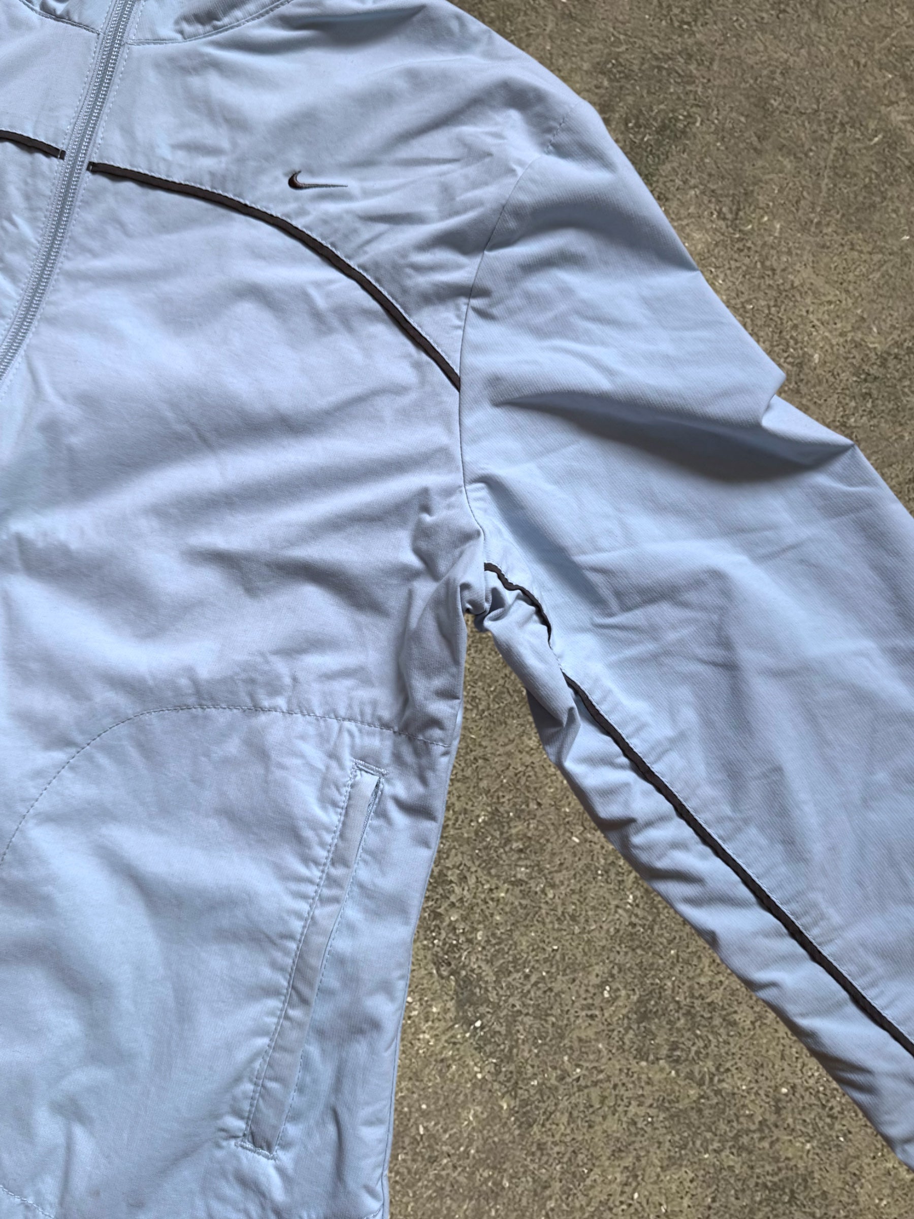 VINTAGE 00S NIKE WINDBREAKER