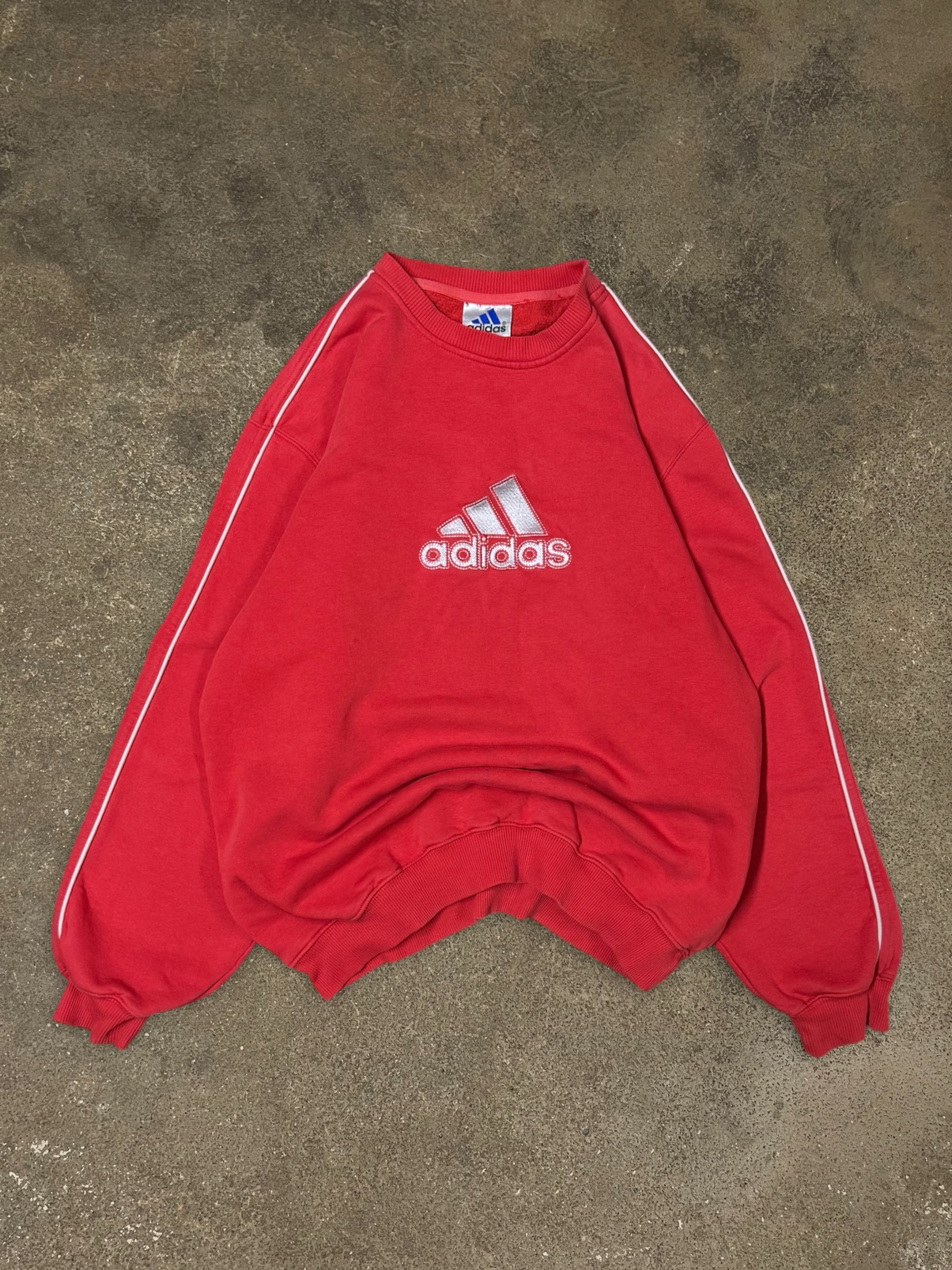 VINTAGE 90S ADIDAS SWEATSHIRT